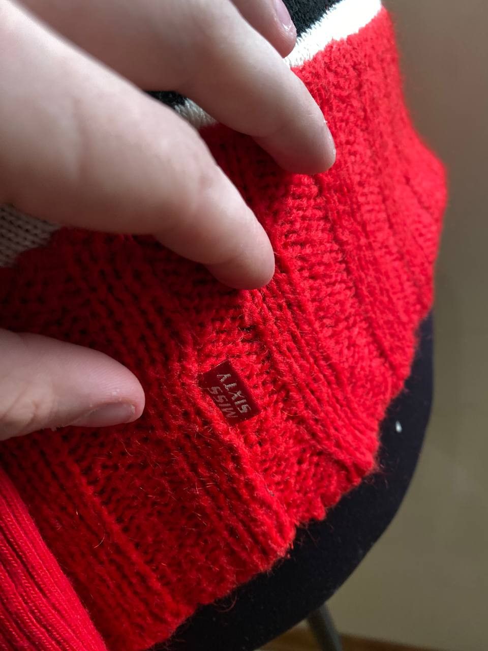 Miss Sixty MISS SIXTY Wool Blend Knit Sweater Cut-Out Waist Ring Detail Size L / US 10 / IT 46 - 6 Thumbnail