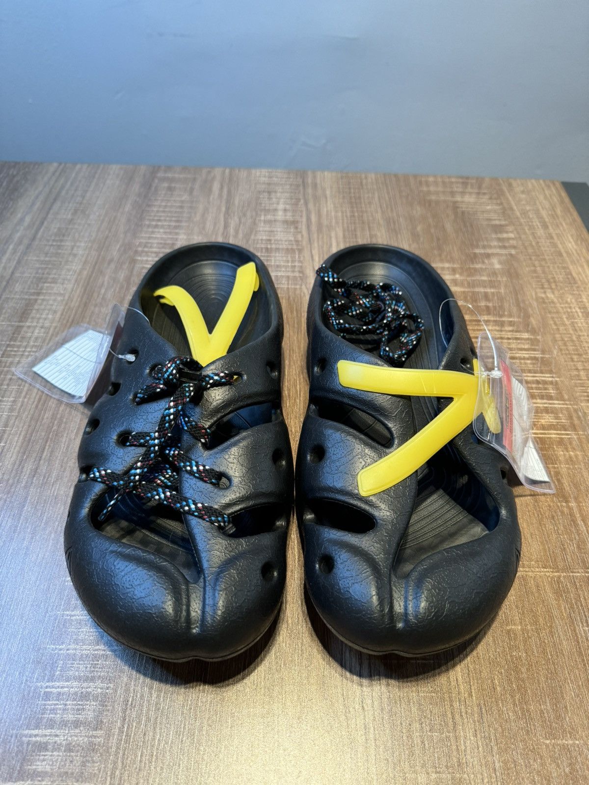 KEEN Keen Yogeez Sample Clogs Men display picture 1
