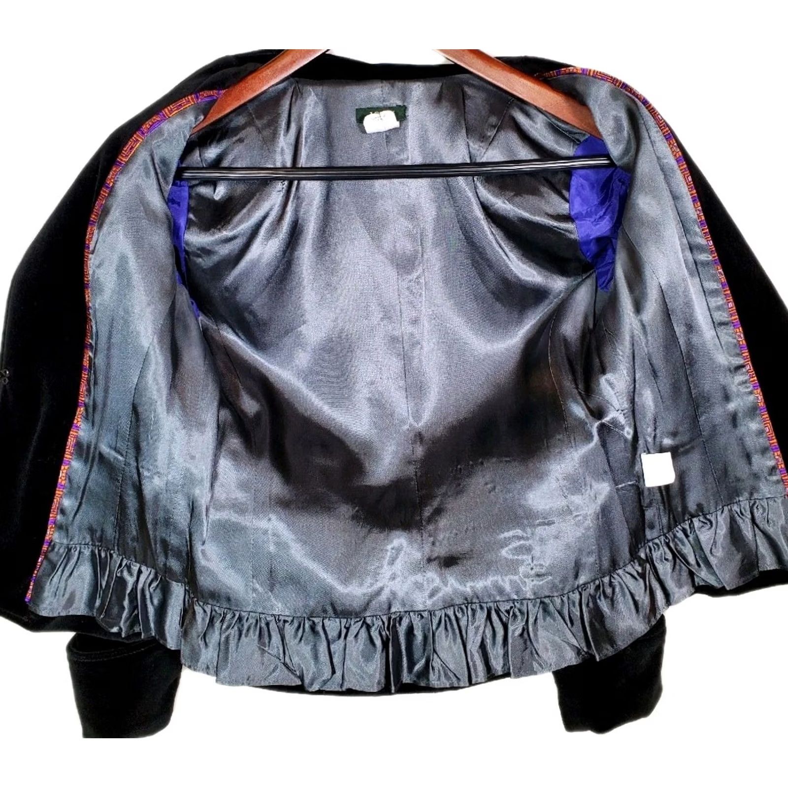 J.Crew J.CREW Black Velvet Cropped Blazer 100% Cotton Women's Petite 0P Blazer Jacket Shirt Style Womens 0P Black Velvet Cropped Blazer Size XS / US 0-2 / IT 36-38 - 3 Thumbnail