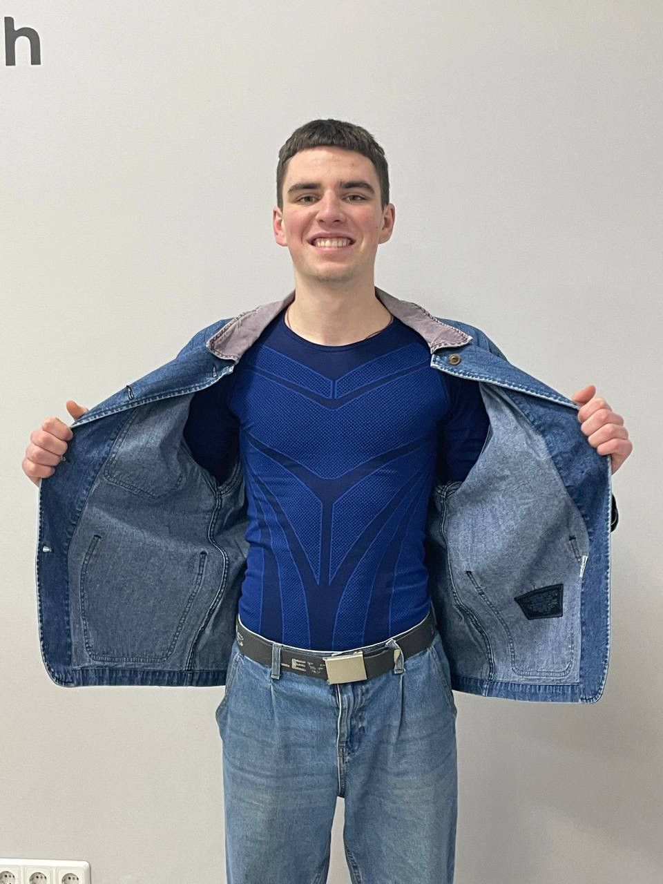 Valentino Valentino Jeans Denim Jacket L Size US L / EU 52-54 / 3 - 6 Thumbnail