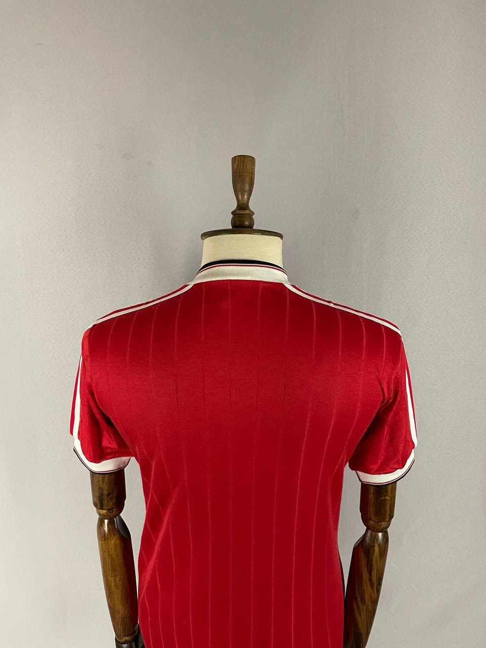 Adidas Adidas Manchester United Home Shirt 1982 Vintage Rare Size US L / EU 52-54 / 3 - 7 Thumbnail