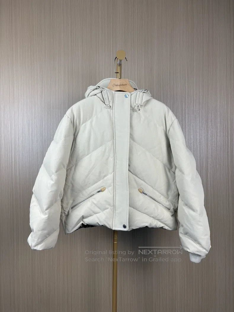 Hermes Hermes Beige Lining Full Print Logo Down Jacket Size XS / US 0-2 / IT 36-38 - 1 Thumbnail