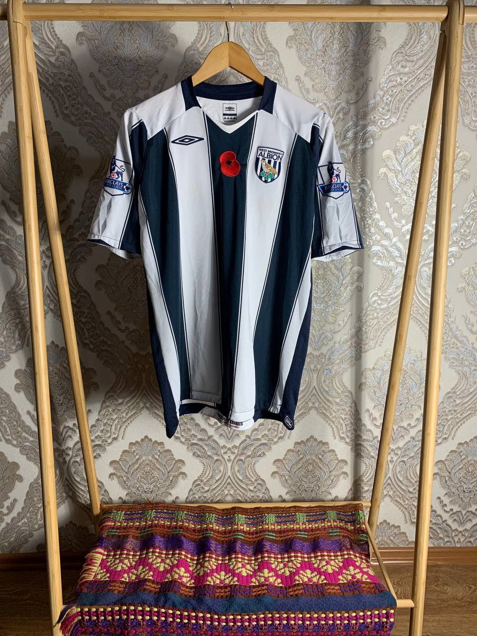 Umbro VINTAGE UMBRO FC WEST BROMWICH ALBION ENGLAND SOCCER JERSEY Size US XL / EU 56 / 4 - 3 Thumbnail