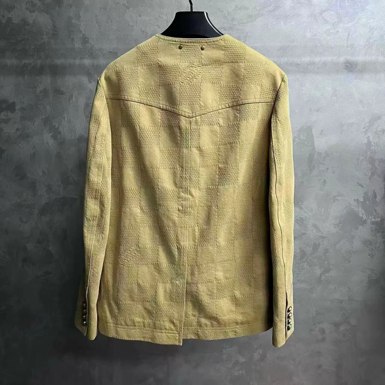 Louis Vuitton louis vuitton khaki long sleeve casual jacket Size US L / EU 52-54 / 3 - 5 Thumbnail