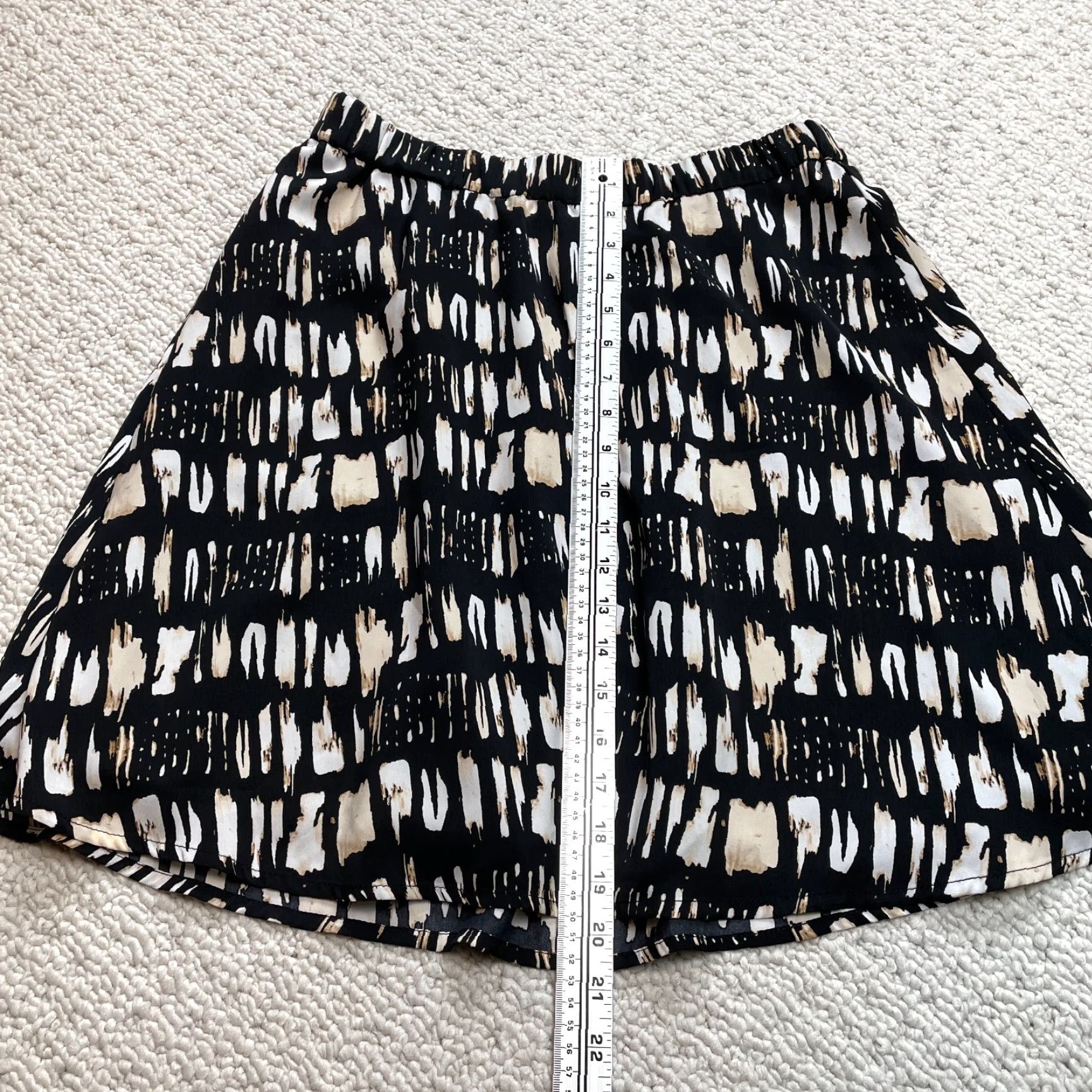 Banana Republic Banana Republic Skirt Womens M Black White Short A-Line Elastic Waist Size 32" / US 10 / IT 46 - 2 Thumbnail