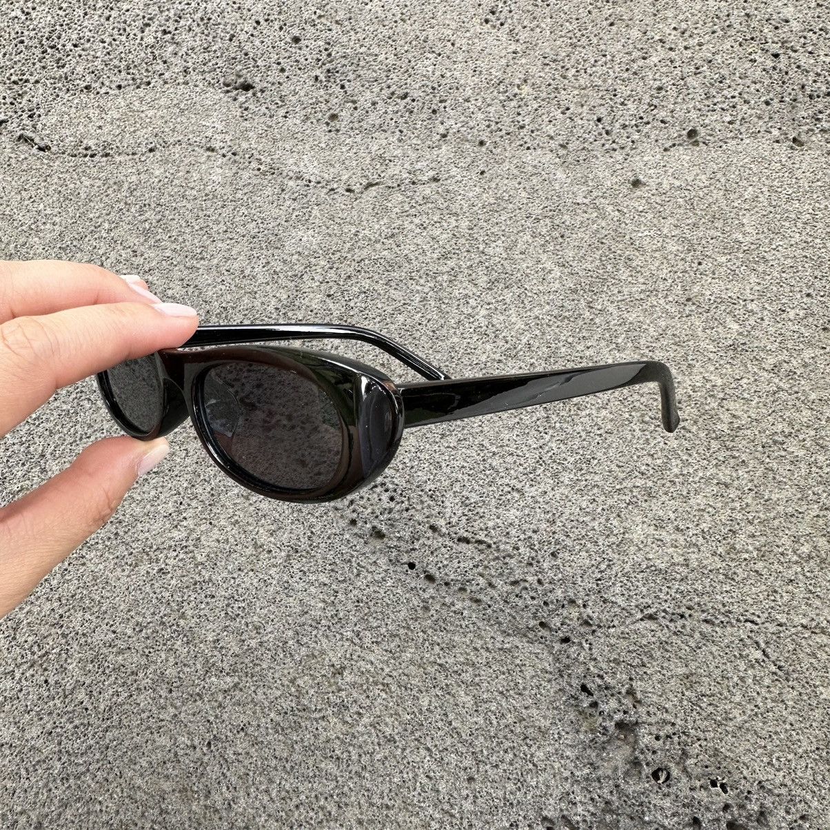 Other Y2K Unisex Sunglasses Retro Fashion Shades QB8161-01 Size ONE SIZE - 2 Thumbnail