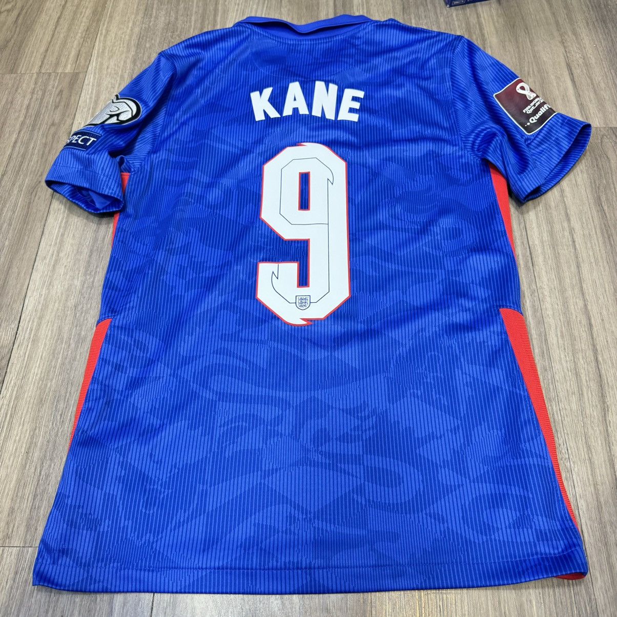 Nike England 20/21 away shirt #9 Kane Size US S / EU 44-46 / 1 - 2 Thumbnail