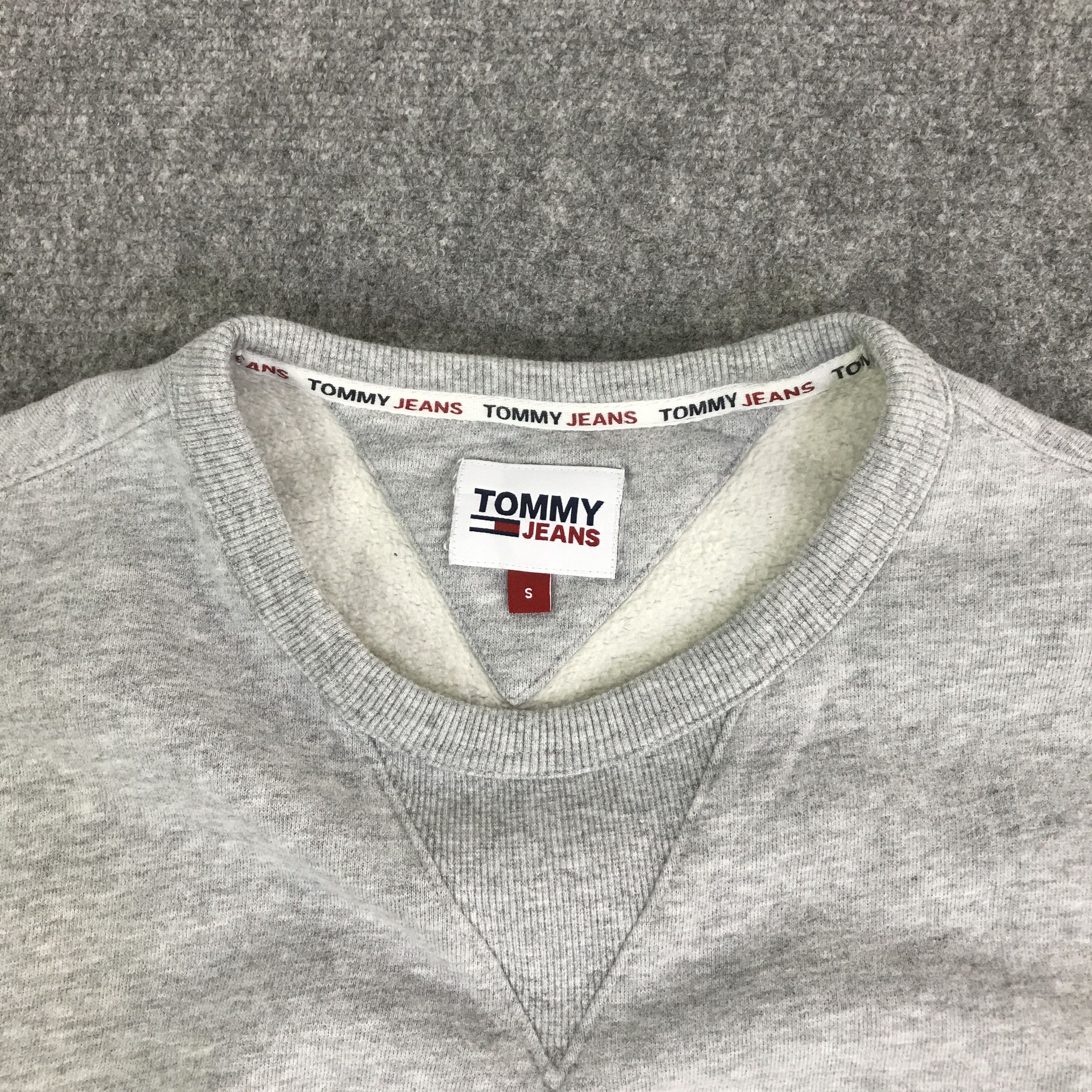 Tommy Jeans TOMMY JEANS BIG LOGO SWEATSHIRT K119B10 Size US S / EU 44-46 / 1 - 8 Thumbnail