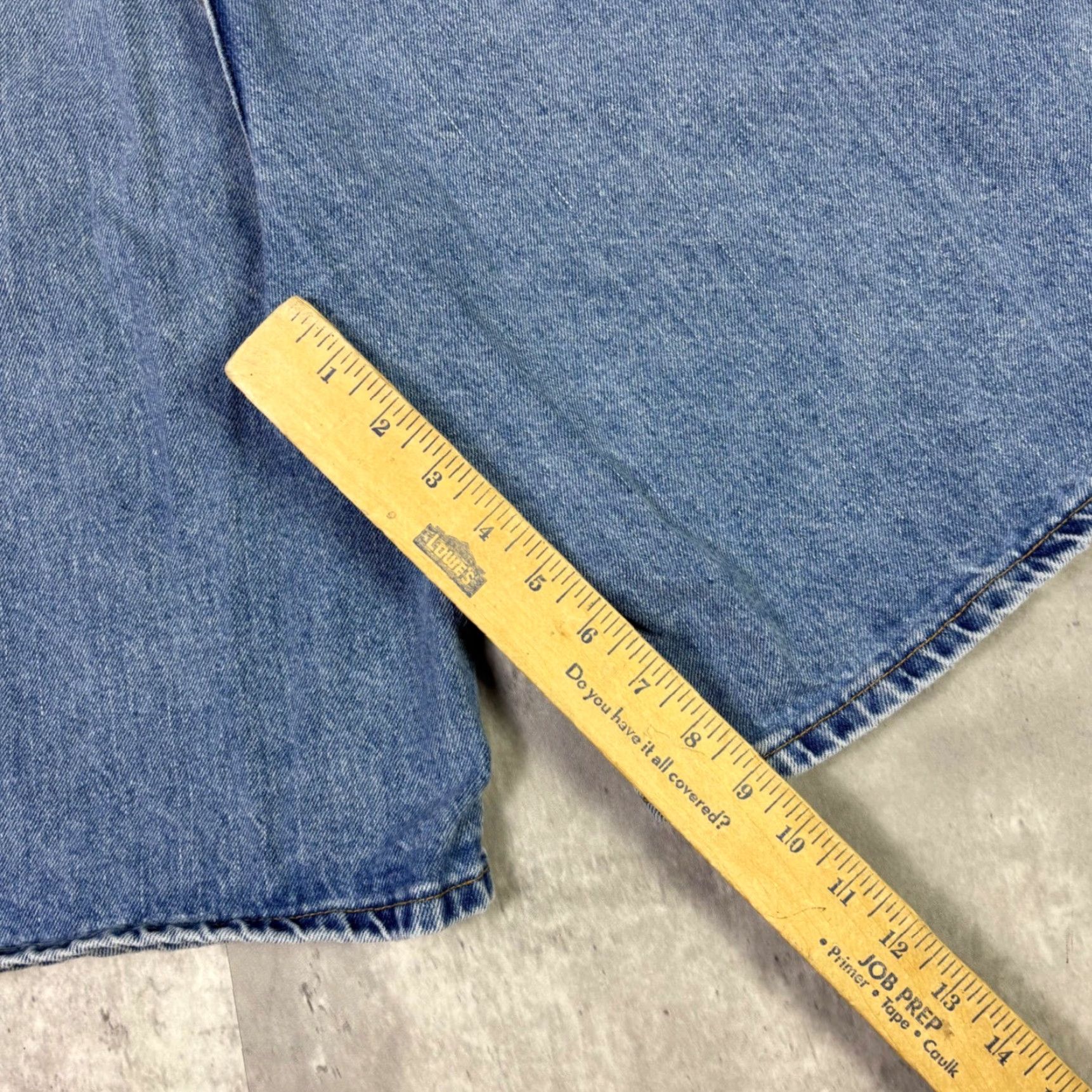 Levi's VINTAGE Levi's 550 Mens 36 Relaxed Denim Shorts Blue Medium Wash 35550-1891 Bermuda 5-Pocket Design Jeans Shorts Casual Retro 90s Mens Women? Size US 36 / EU 52 - 5 Thumbnail