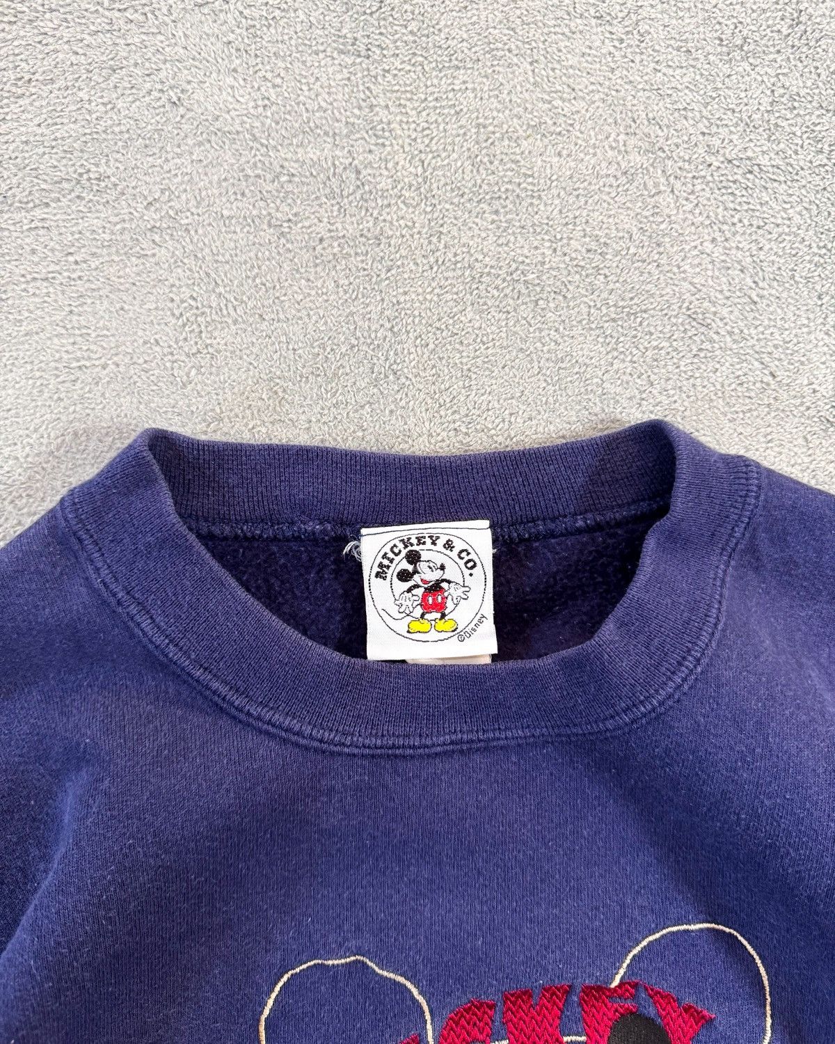 Mickey & Co. Vintage 90s Mickey Mouse Yellow Boots Sweatshirt Size US M / EU 48-50 / 2 - 4 Thumbnail