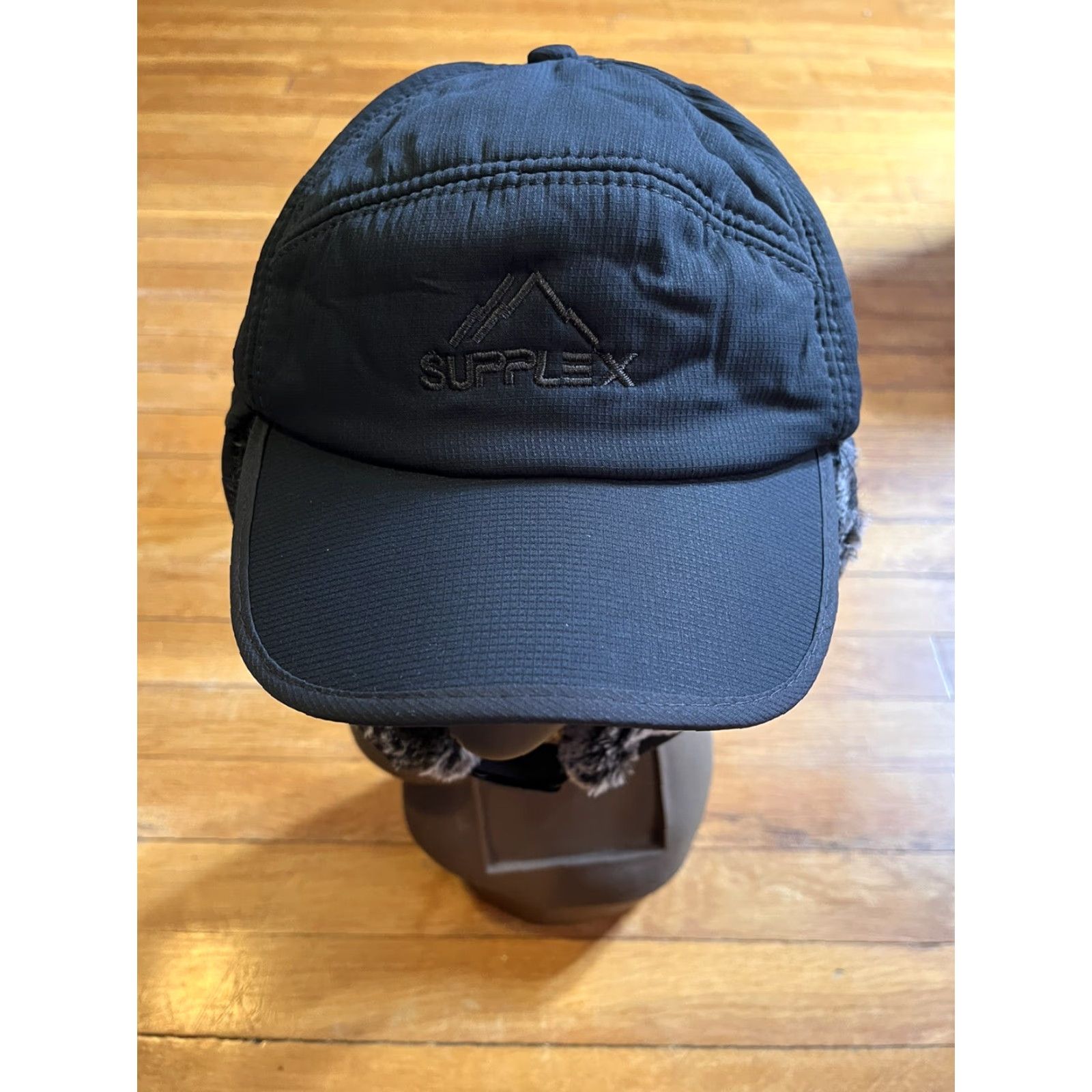 Vintage Supplex Trapper Hat Ear Flaps Black Mens One Size Winter Hat Size ONE SIZE - 3 Thumbnail