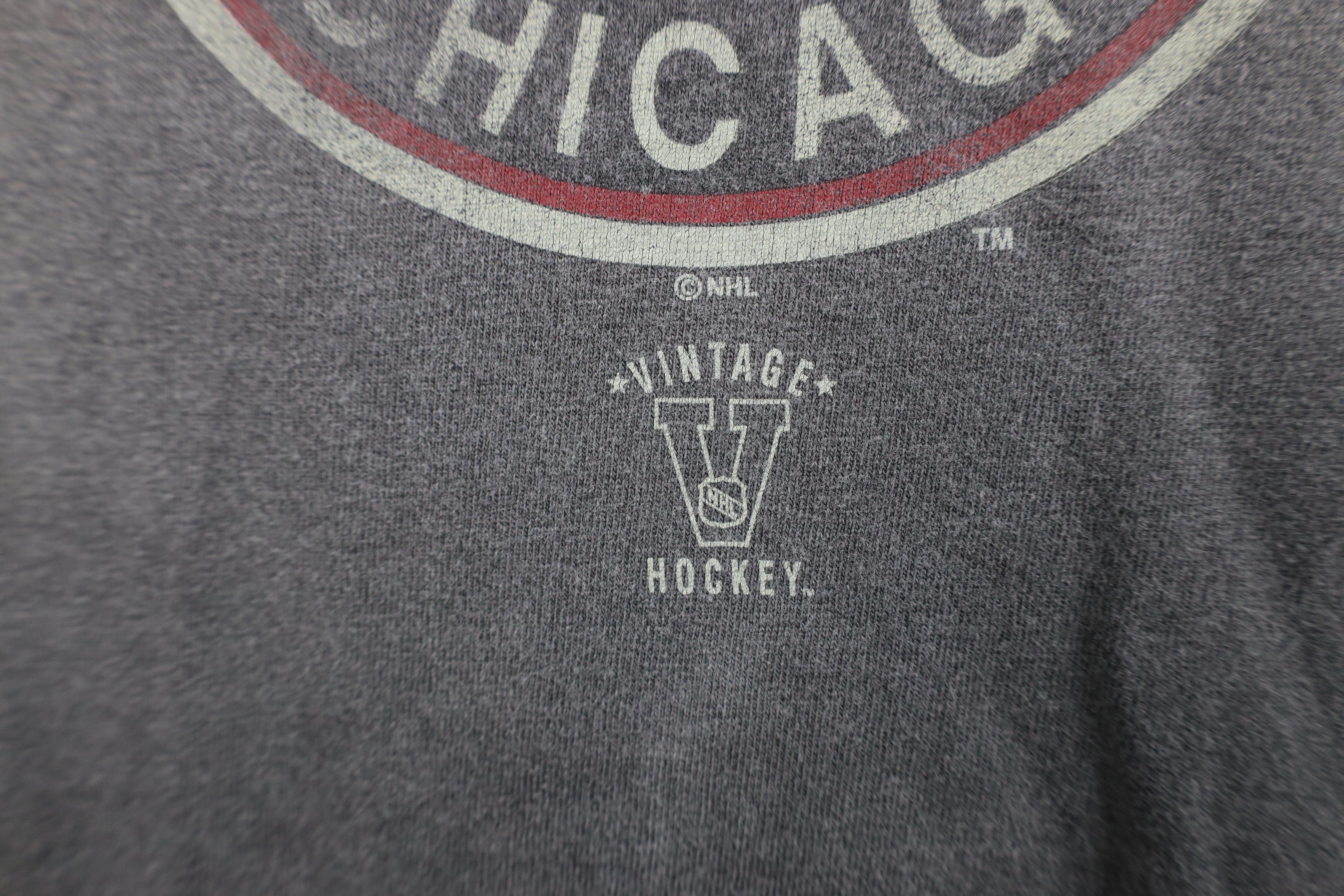 Majestic Vintage Majestic Stonewash Blackhawks Long Sleeve T-Shirt Size US L / EU 52-54 / 3 - 5 Thumbnail