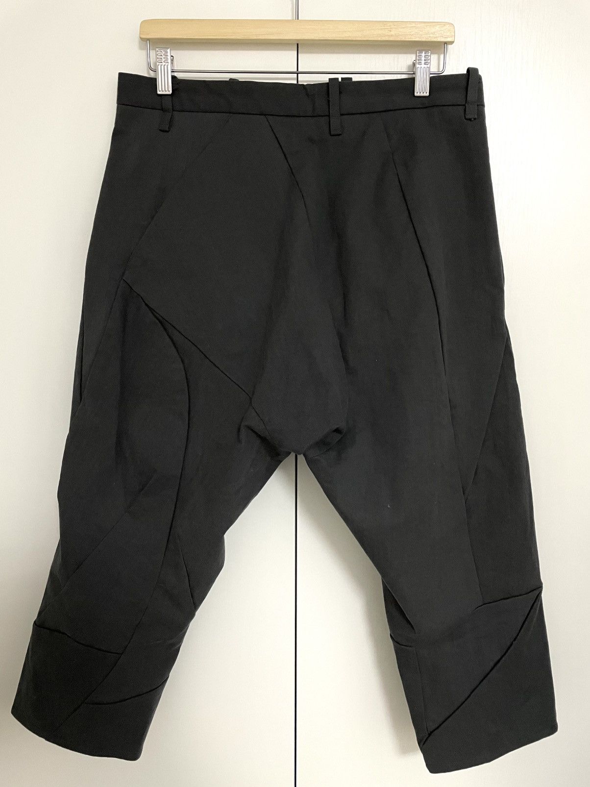Leon Emanuel Blanck Leon Emanuel Blanck Distortion Cropped Drop Crotch Trousers Size US 32 / EU 48 - 2 Thumbnail