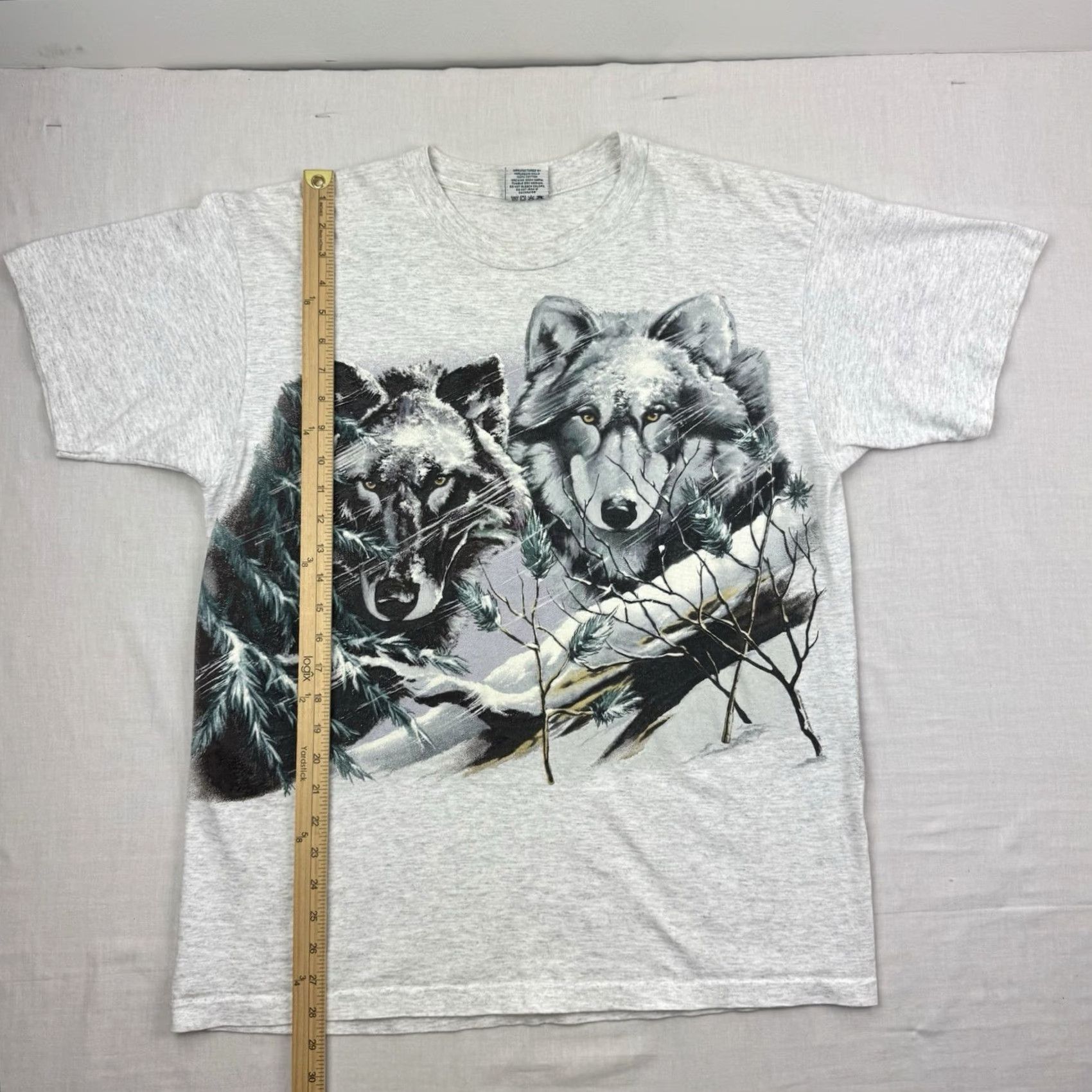 Vintage VINTAGE Wolf Nature T Shirt Adult XL All Over Print Animals Forest Snow 90s USA Shirt Mens XL Gray 90s Animals Nature Victoria? Size US XL / EU 56 / 4 - 7 Thumbnail