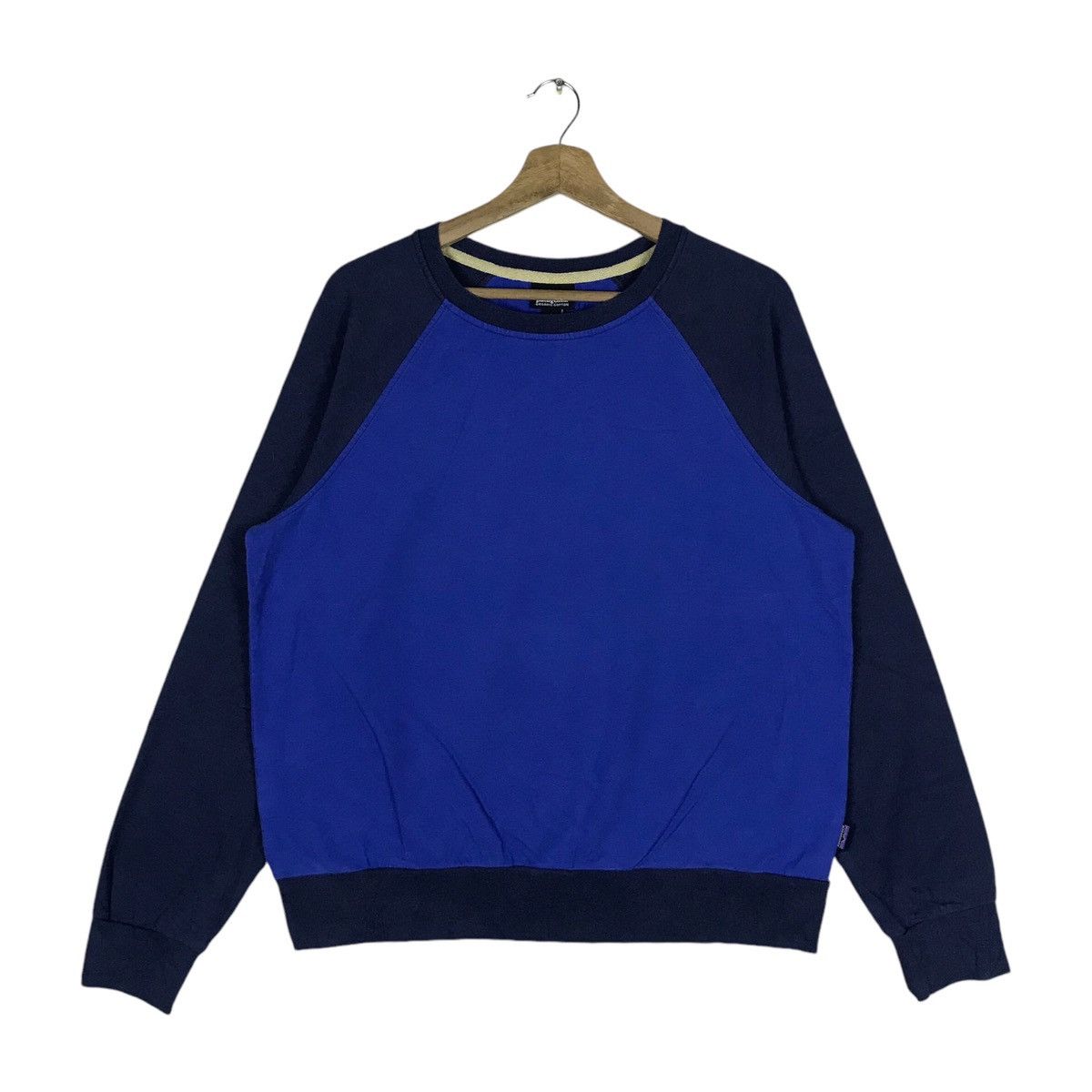 Patagonia Vintage Patagonia Two Tone Pullover Jumper Sweatshirt Size US L / EU 52-54 / 3 - 1 Thumbnail