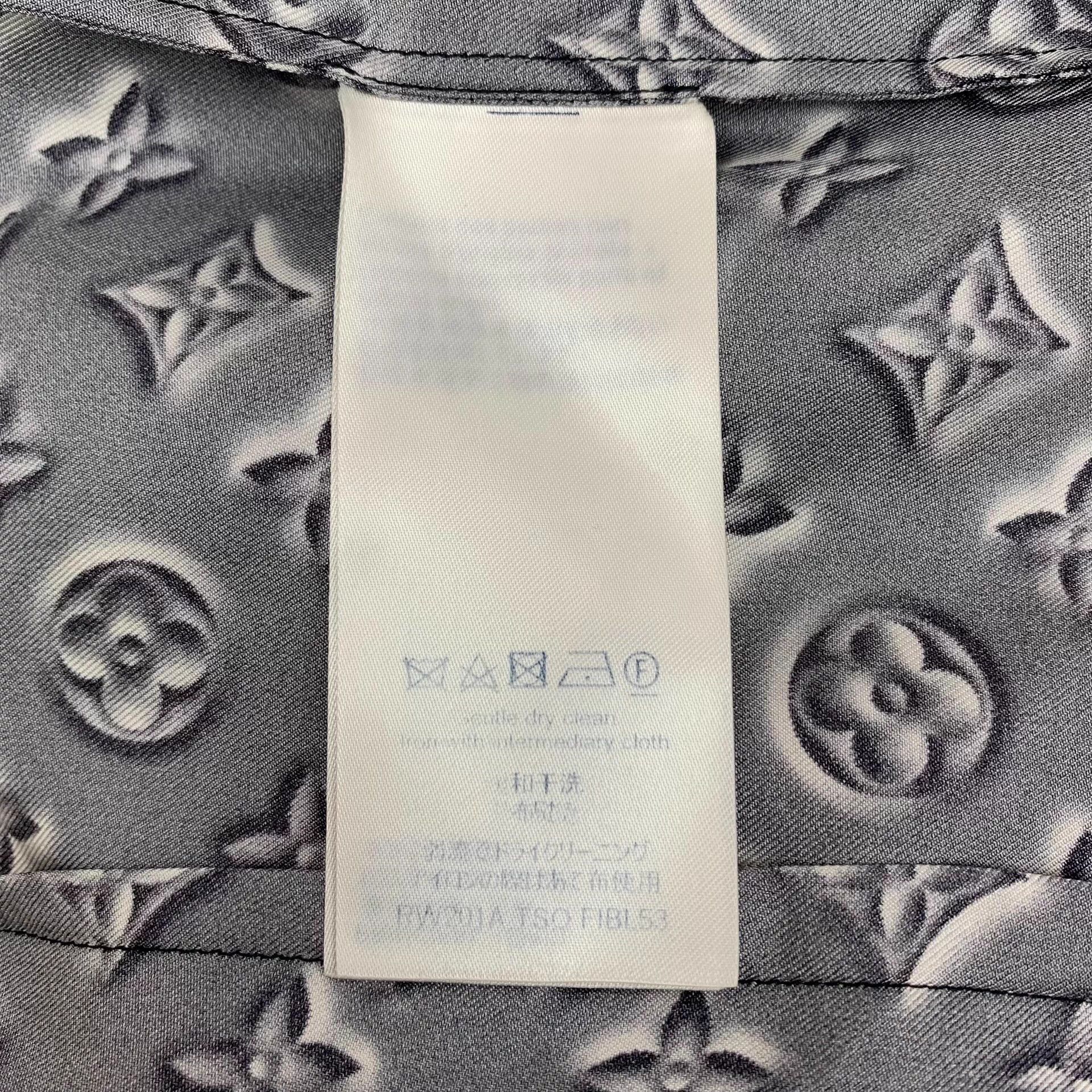 Louis Vuitton Louis Vuitton Monogram Silk Shirt XS Size US XS / EU 42 / 0 - 6 Thumbnail
