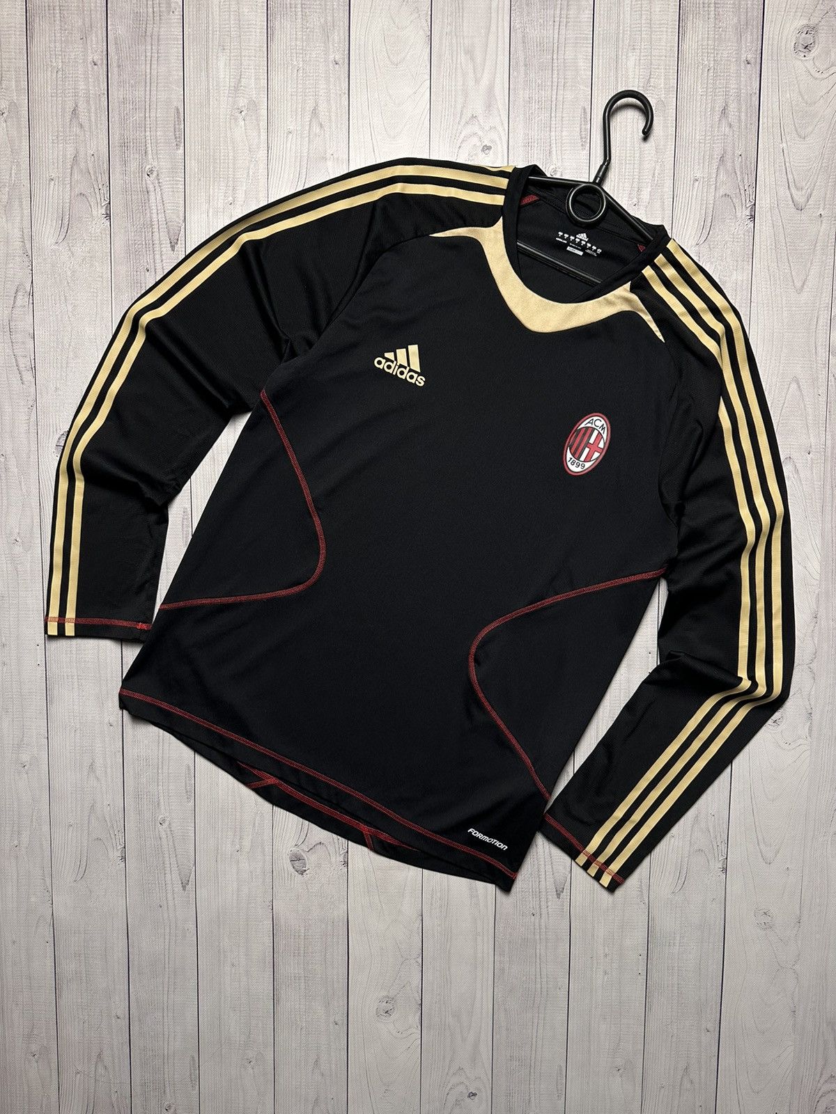 Adidas × Vintage Vintage AC Milan soccer sweatshirt size M striped Size US M / EU 48-50 / 2 - 1 Thumbnail