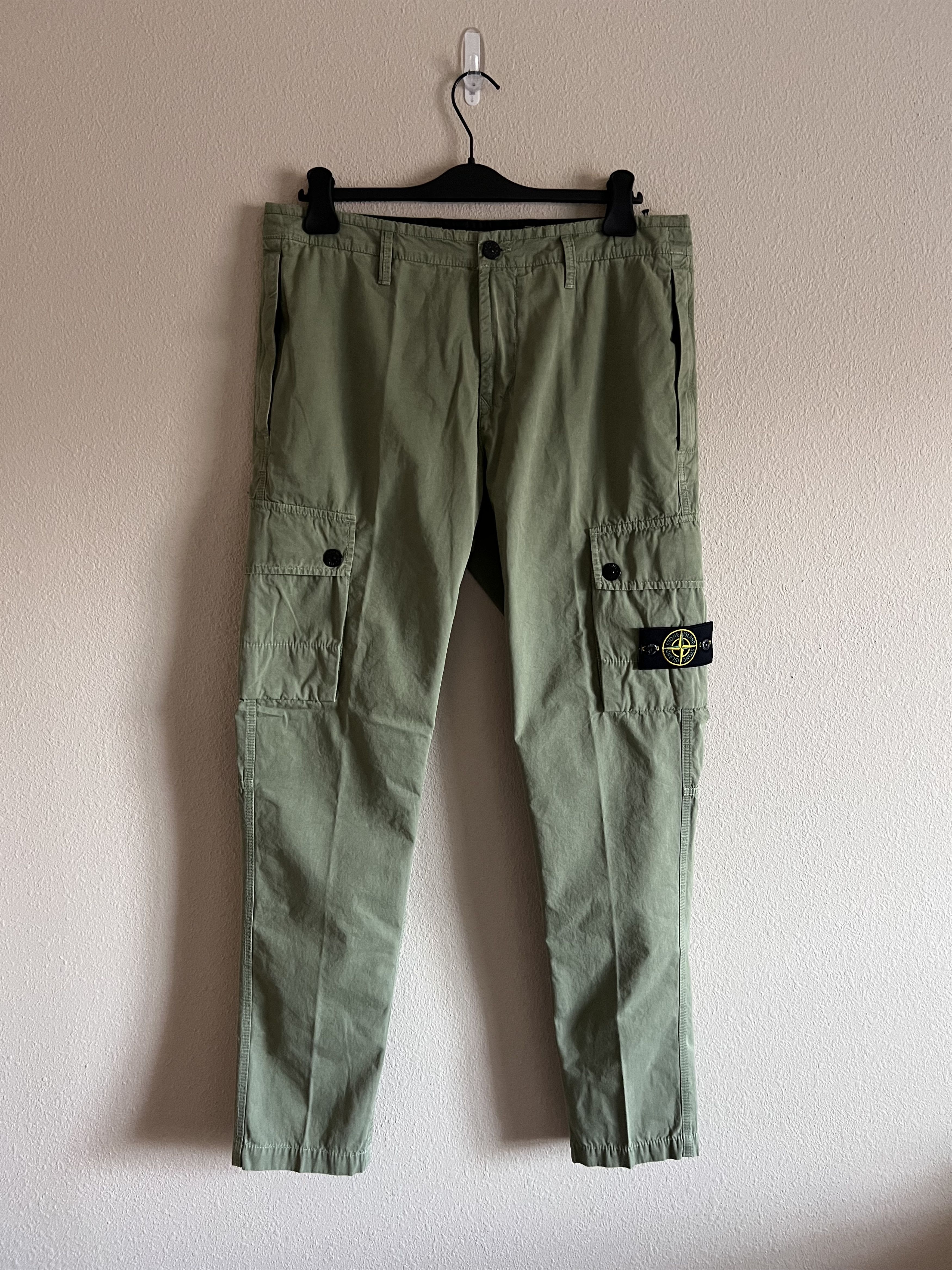 image of Stone Island Cotton Cargo Pants In Olive Green 1015303Wa, Men's (Size 36)