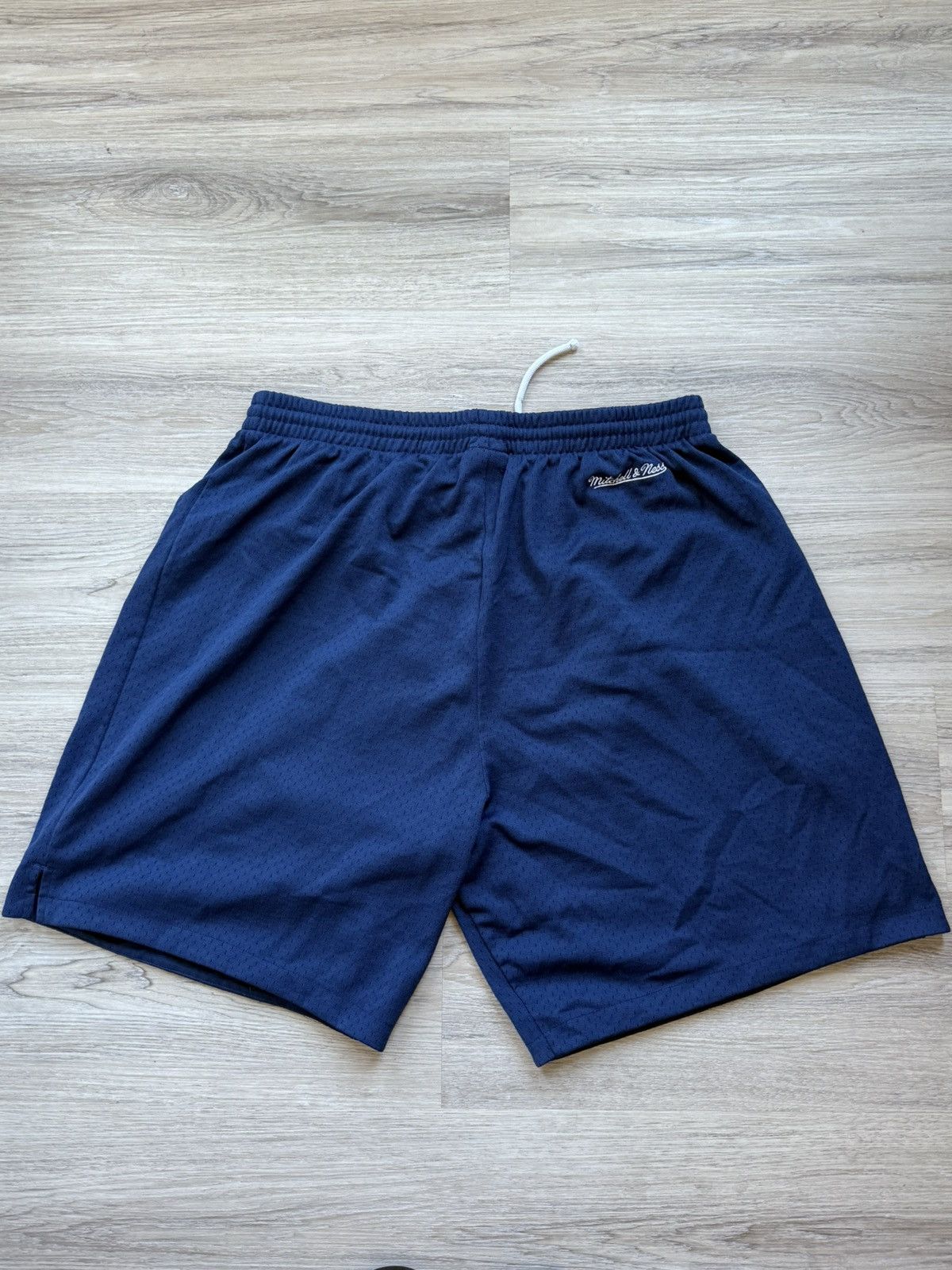 Complex × Mitchell & Ness × Takashi Murakami Murakami Mitchell & Ness Cubs Mesh Shorts Size US 38 / EU 54 - 2 Thumbnail