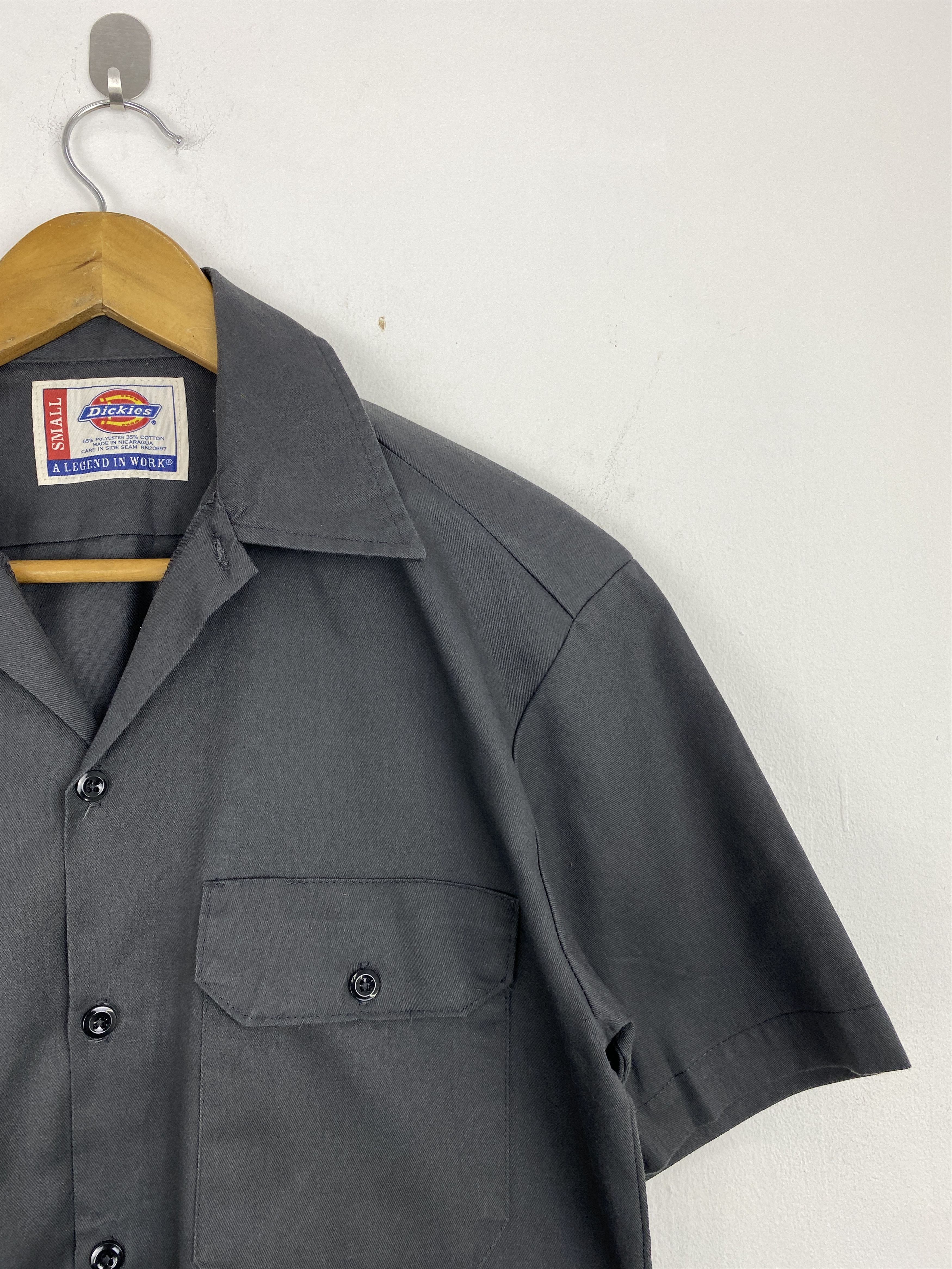 Dickies × Vintage Vintage Dickies Workwear Double Pocket Button Up Shirt J1952 Size US S / EU 44-46 / 1 - 9 Thumbnail