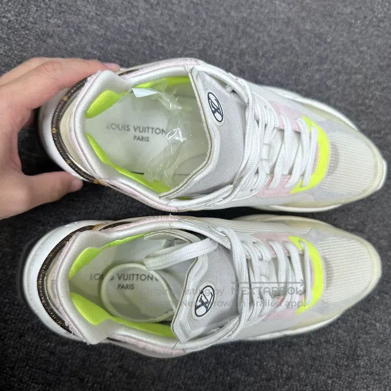 Louis Vuitton Louis Vuitton Presbyopic sneakers Size US 7.5 / IT 37.5 - 2 Thumbnail