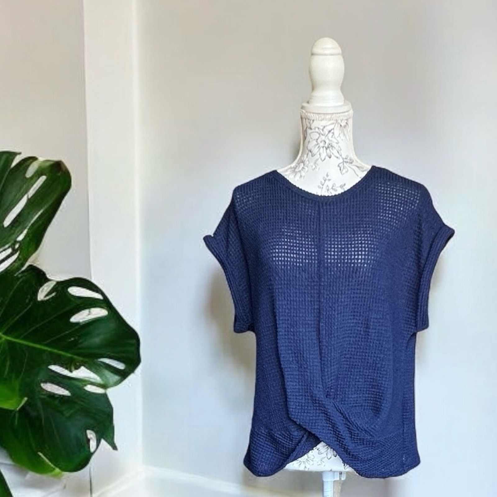 Other Emery Rose Short Sleeve Waffle Knit Pullover Top Navy Blue Size XL / US 12-14 / IT 48-50 - 1 Thumbnail