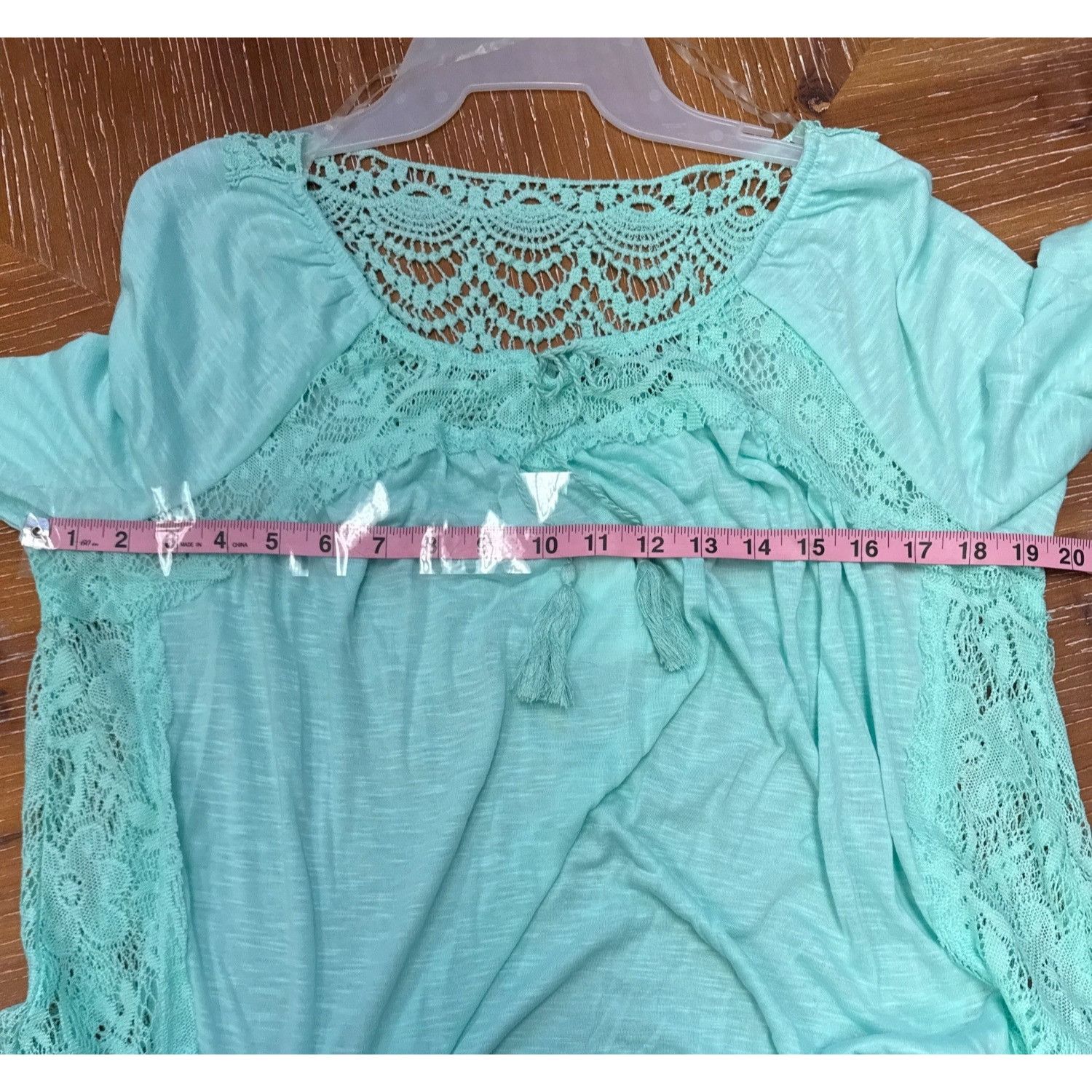 Other Womens Mint Green Crochet Lace Boho Top With Tassel Tie LG 1 Size L / US 10 / IT 46 - 4 Thumbnail