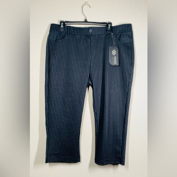 Other Pinstriped Stretch Cropped Dress Pants with Pockets 2xl Size 38" / US 16 / IT 52 - 1 Thumbnail