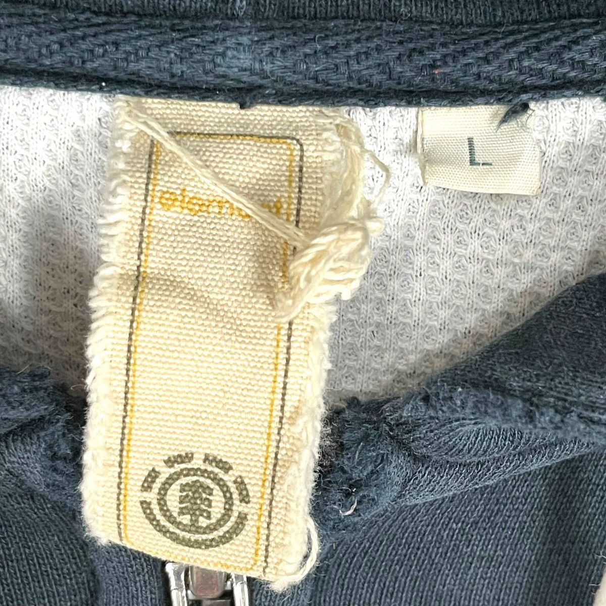 Vintage Vintage Element Hoodie Pull Over Spell Out Skateboard Size US M / EU 48-50 / 2 - 7 Thumbnail
