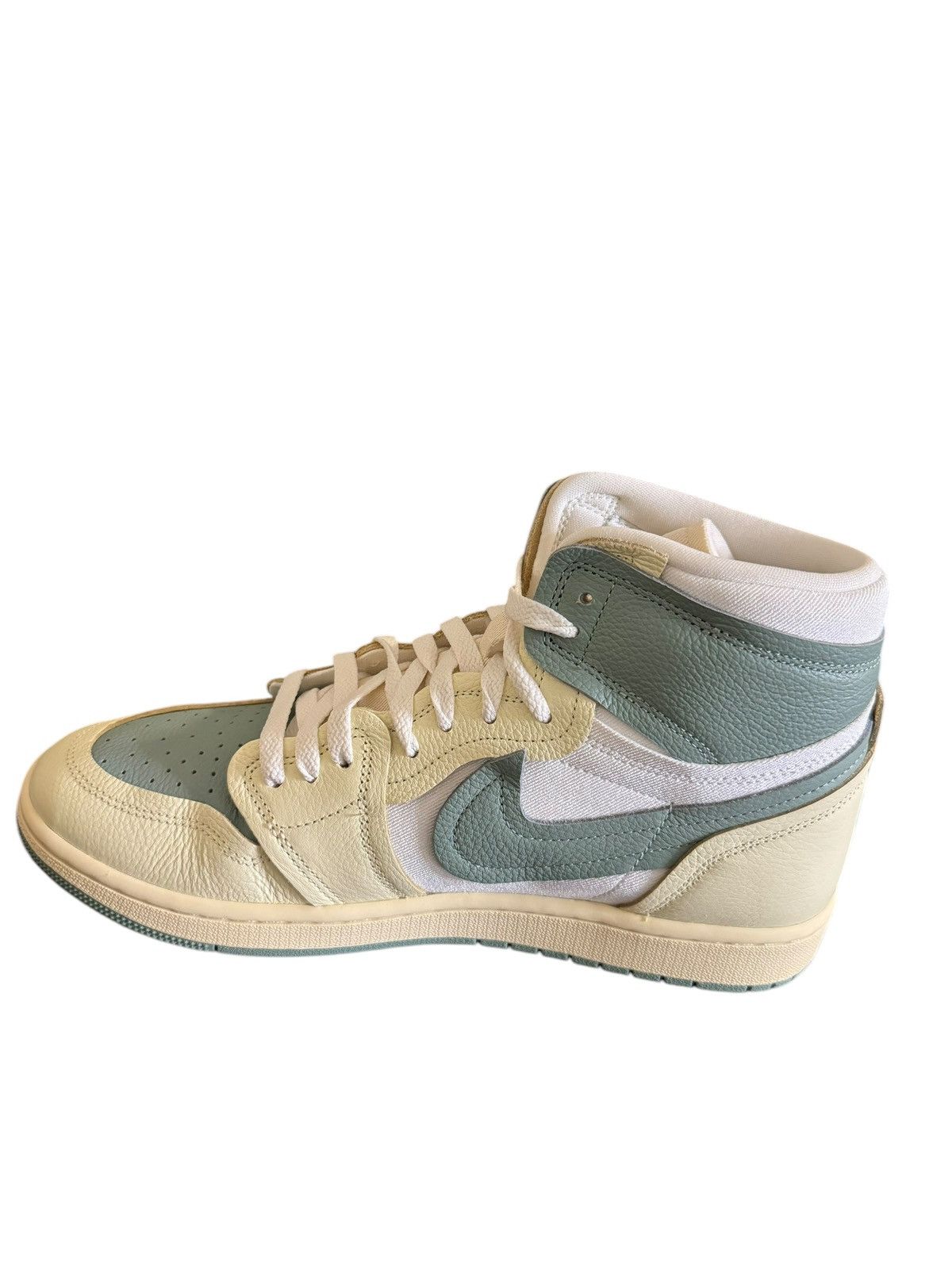 Nike Women air Jordan 1 Size US 11.5 / IT 41.5 - 2 Thumbnail