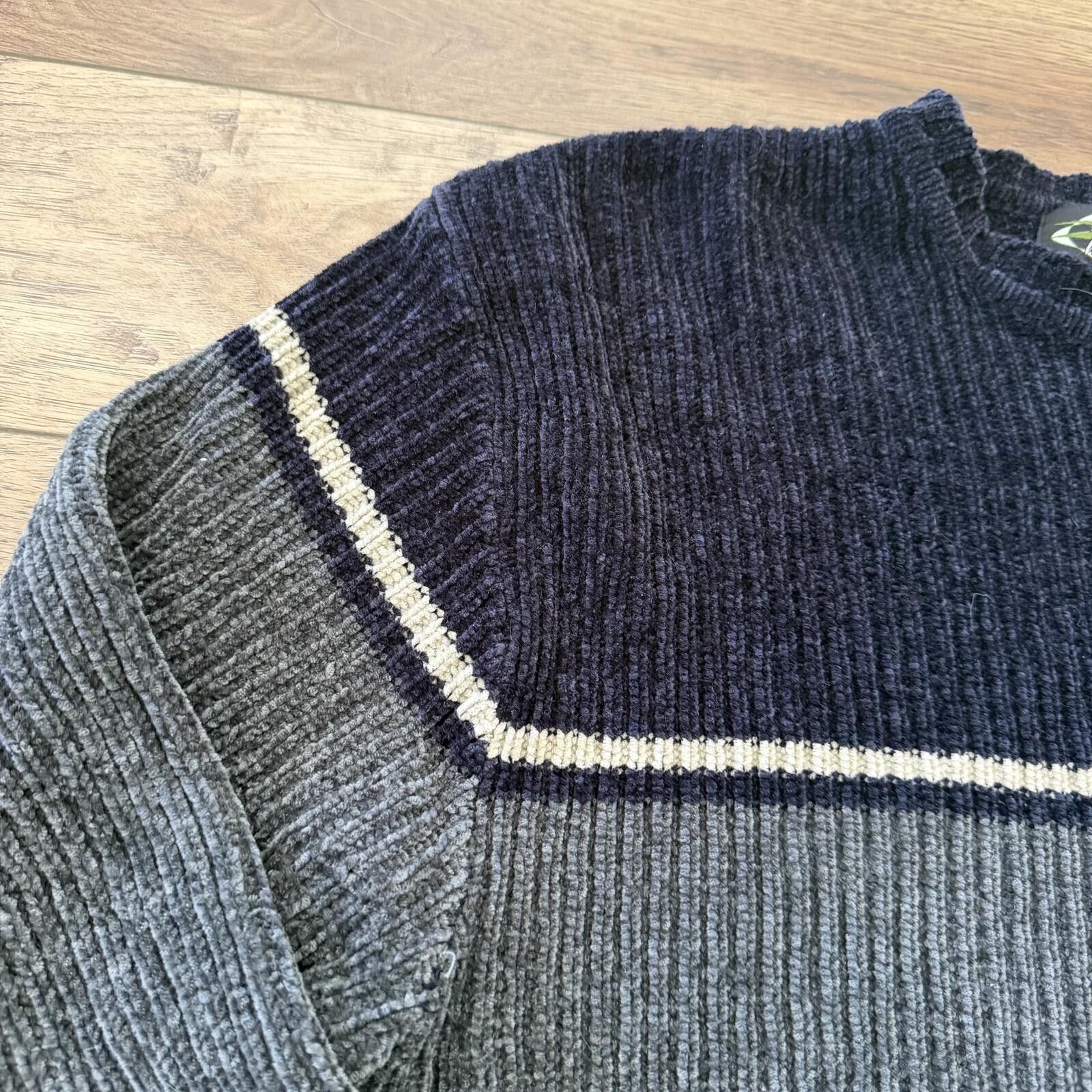 Other Vintage 90s White Out Acrylic Knit Striped Crewneck Sweater Size US XL / EU 56 / 4 - 2 Thumbnail