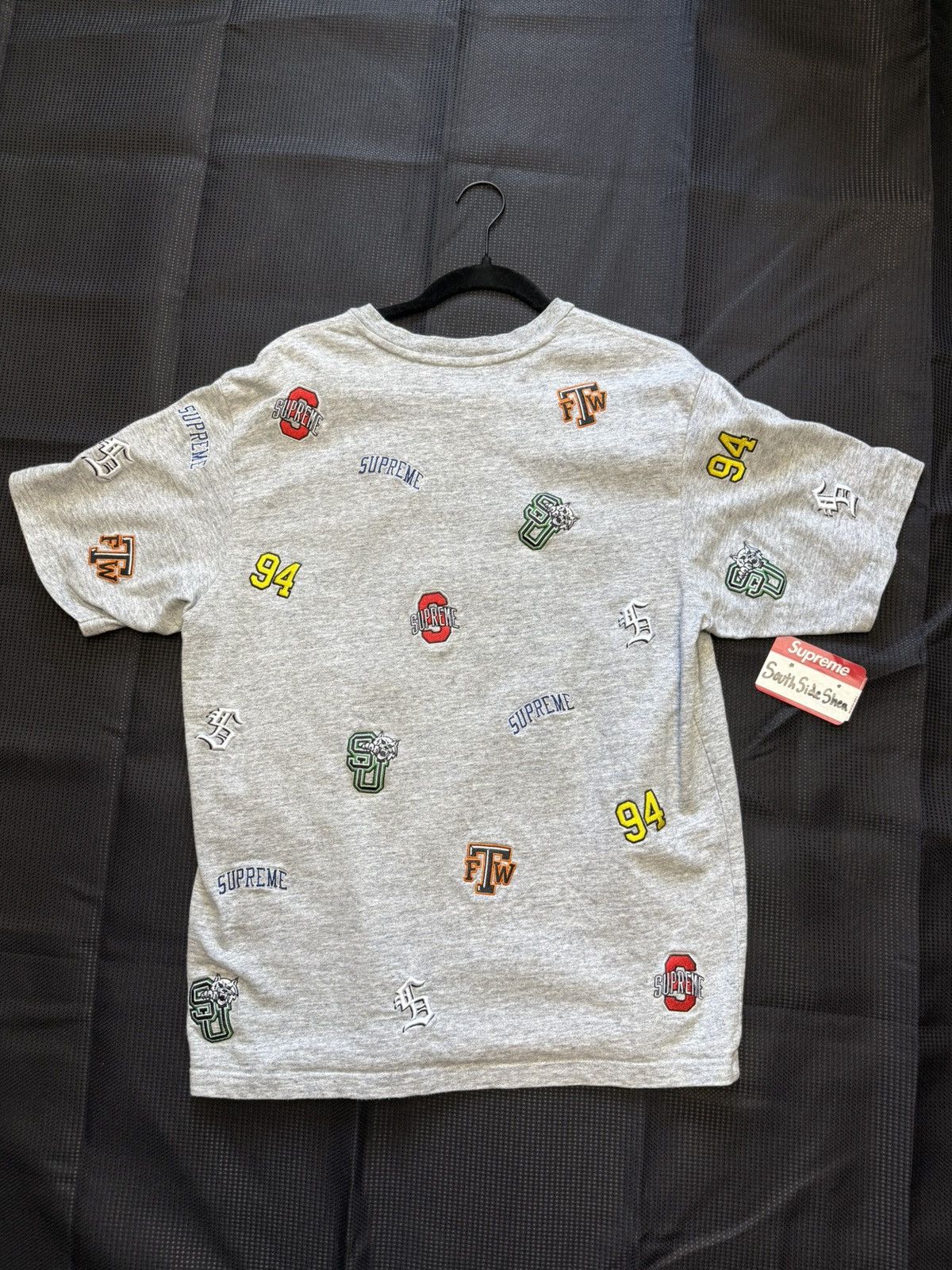 Supreme University S/S Top (SS20) Size US M / EU 48-50 / 2 - 3 Thumbnail