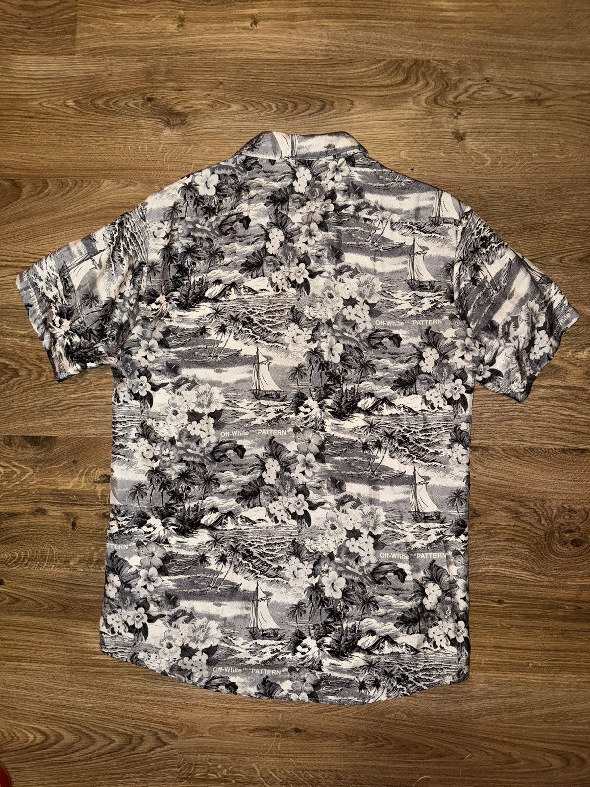 Off-White Off-white hawaiian silk shirt Size US S / EU 44-46 / 1 - 3 Thumbnail