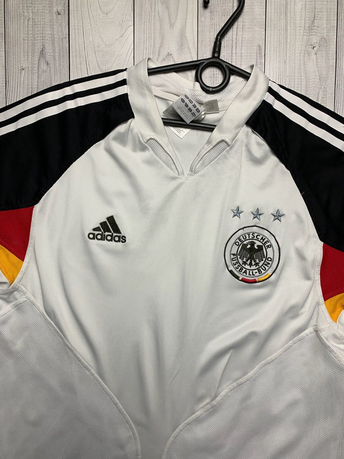 Adidas × Vintage Vintage adidas Deutschland soccer jersey size L Size US L / EU 52-54 / 3 - 2 Thumbnail