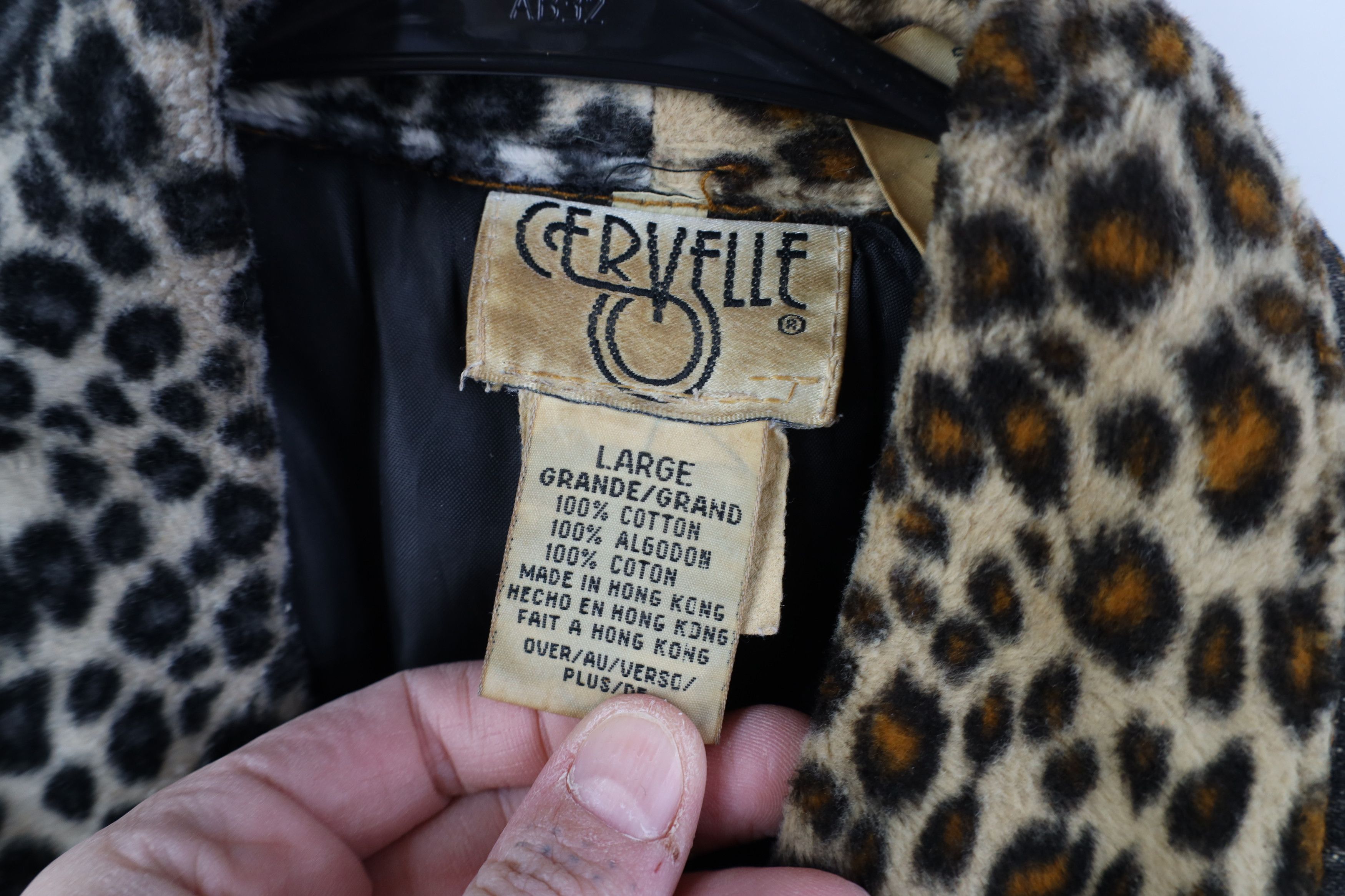 Vintage Vintage 90s Streetwear Quilted Denim Chore Barn Jacket Size L / US 10 / IT 46 - 9 Thumbnail