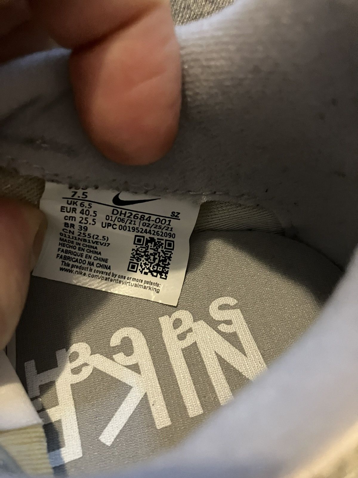 Fragment Design × Nike × Sacai Nike x Sacai x Fragment Size US 7.5 / EU 40-41 - 8 Thumbnail
