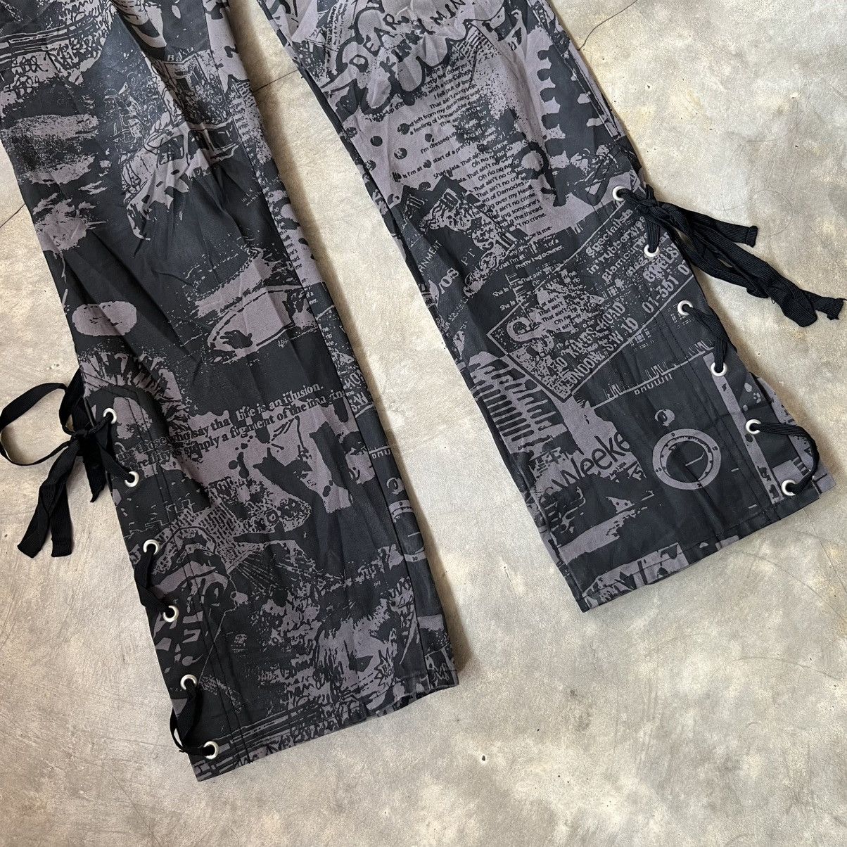 If Six Was Nine 2000’s BA-TSU Vkei Style Bottom Lace Printed Pants Size US 31 - 6 Thumbnail