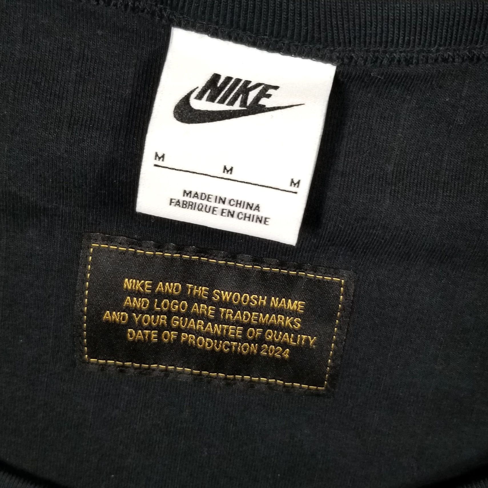 Nike NIKE Ribbed Tank Top Mens Medium Black Sleeveless Sample Embroidered Swoosh FV6606 Size US M / EU 48-50 / 2 - 3 Thumbnail