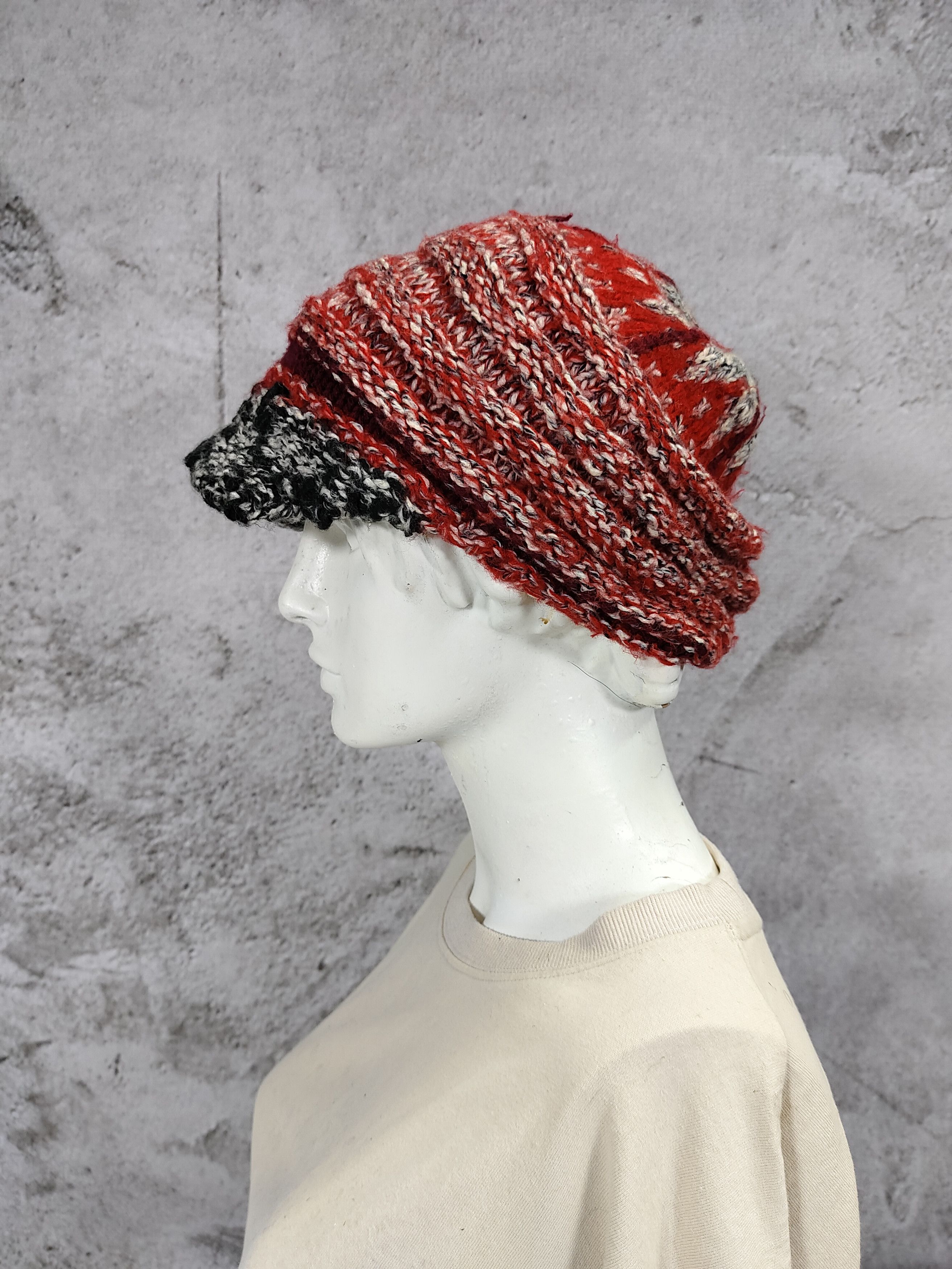 Japanese Brand 2000s Grace Hats🇯🇵 Yarn Speckled Pattern Hand Knit Beanie Size ONE SIZE - 1 Thumbnail