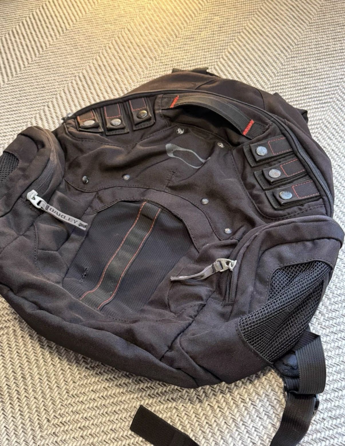 Oakley Oakley Software Armor Small Backpack, Stud Design K24 Size ONE SIZE - 2 Thumbnail