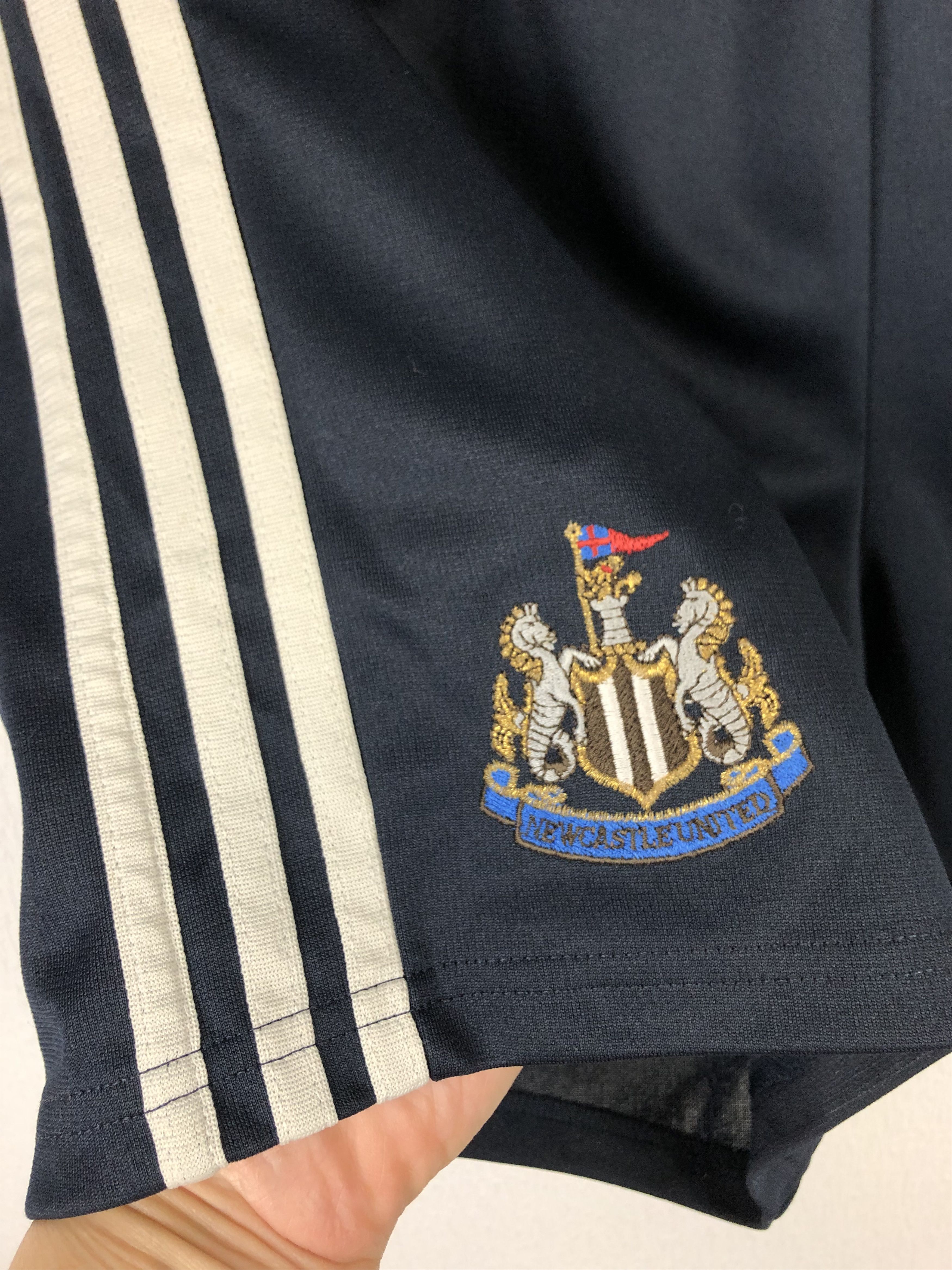 Adidas Vintage Adidas Newcastle United Football Shorts Soccer Track Size US 32 / EU 48 - 4 Thumbnail