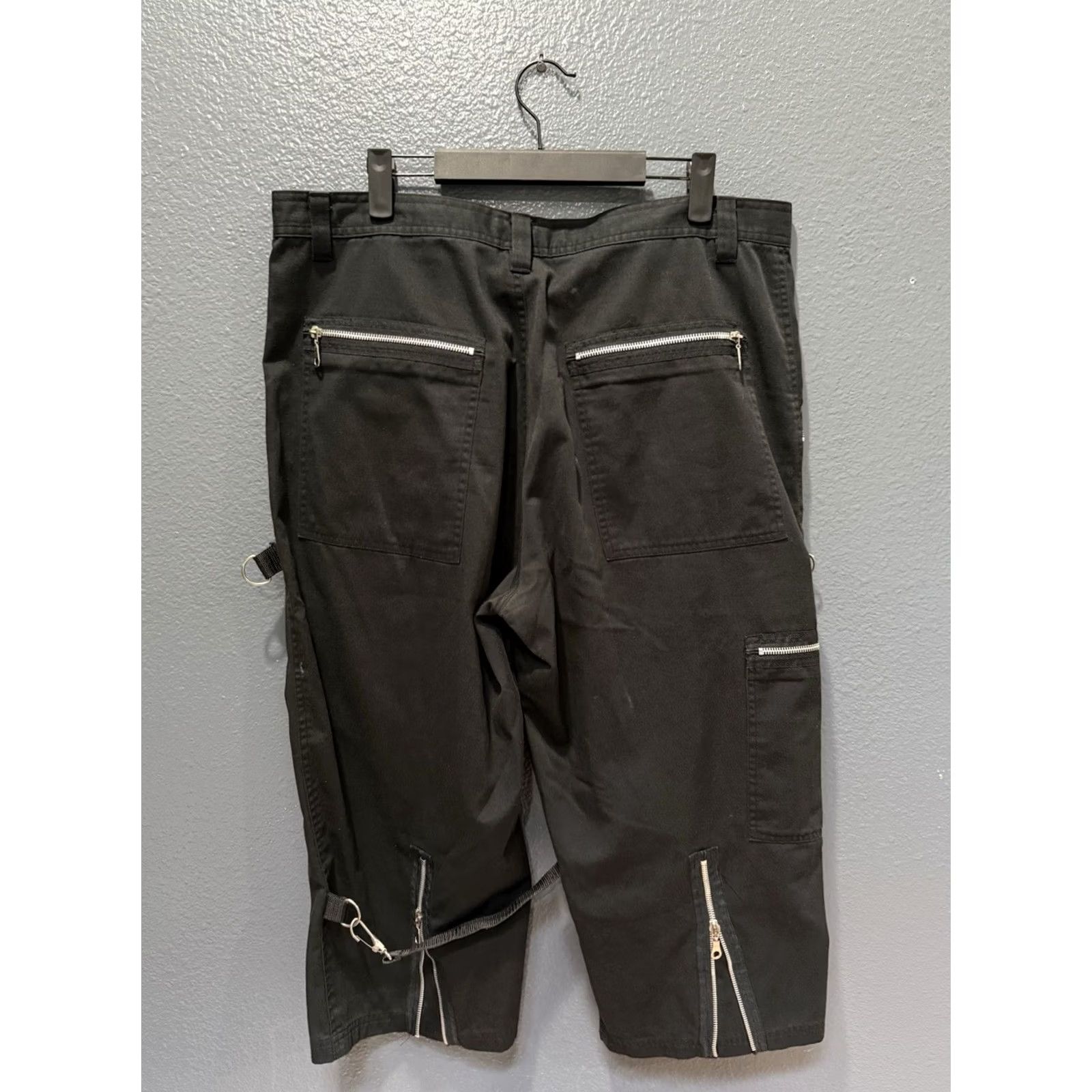 Vintage VINTAGE Morbid Threads Black Grunge Goth Raver Shorts Mens Size 38 Y2K Size US 38 / EU 54 - 4 Thumbnail