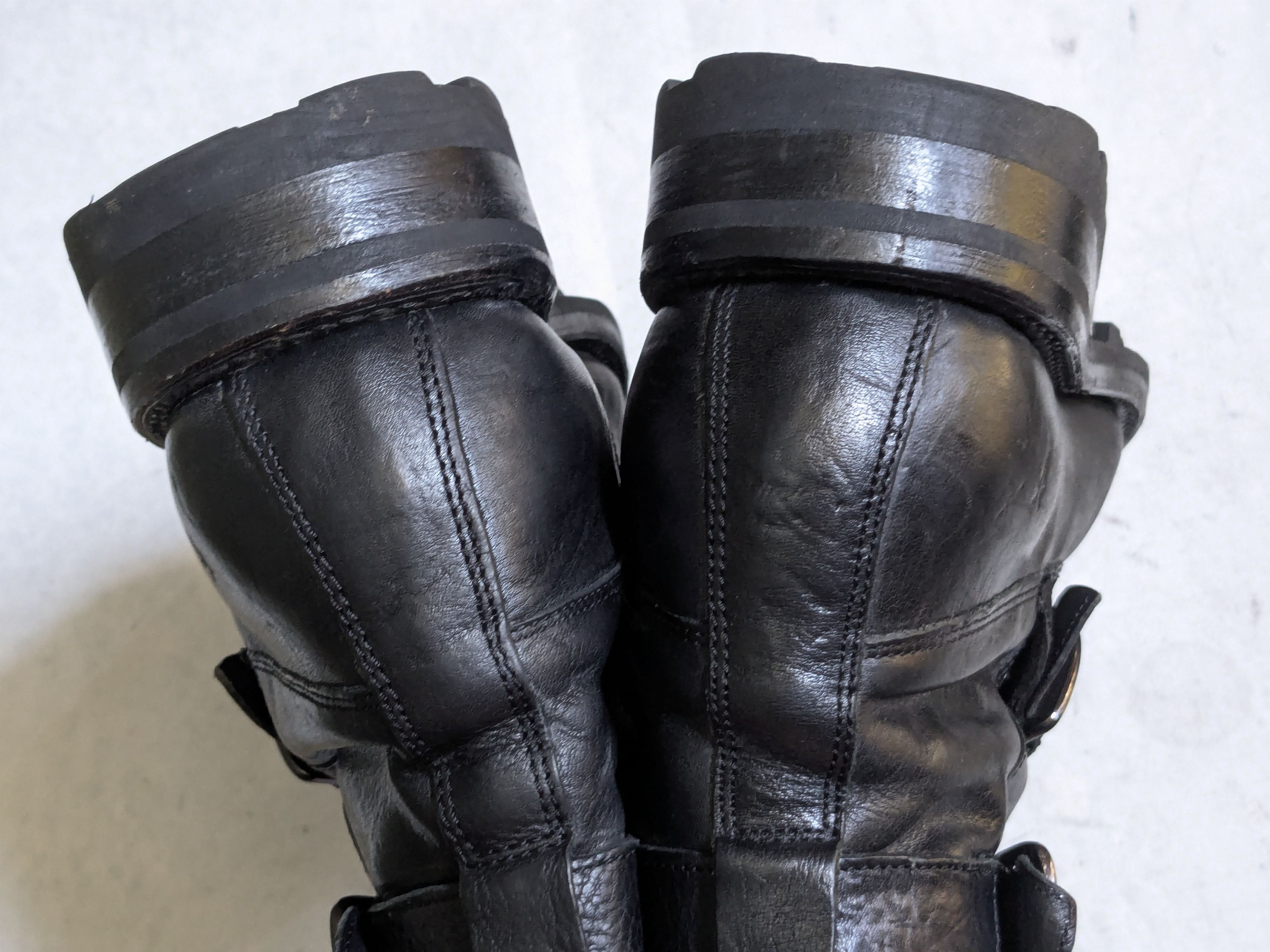 Frye Frye Engineer Boots Black Leather 9.5 D Strap Buckle Size US 9.5 / EU 42-43 - 15 Thumbnail