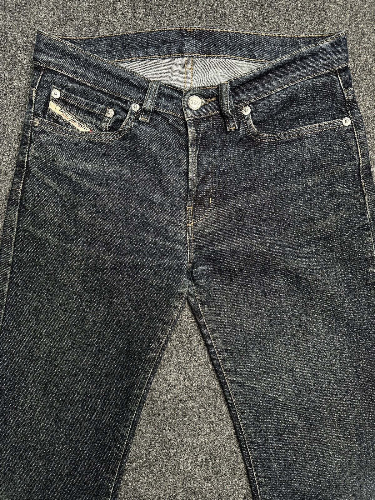 Diesel 00s DIESEL Flared Jeans Denim Pants Low Rise Y2K Style sz 26 Size 26" / US 2 / IT 38 - 3 Thumbnail