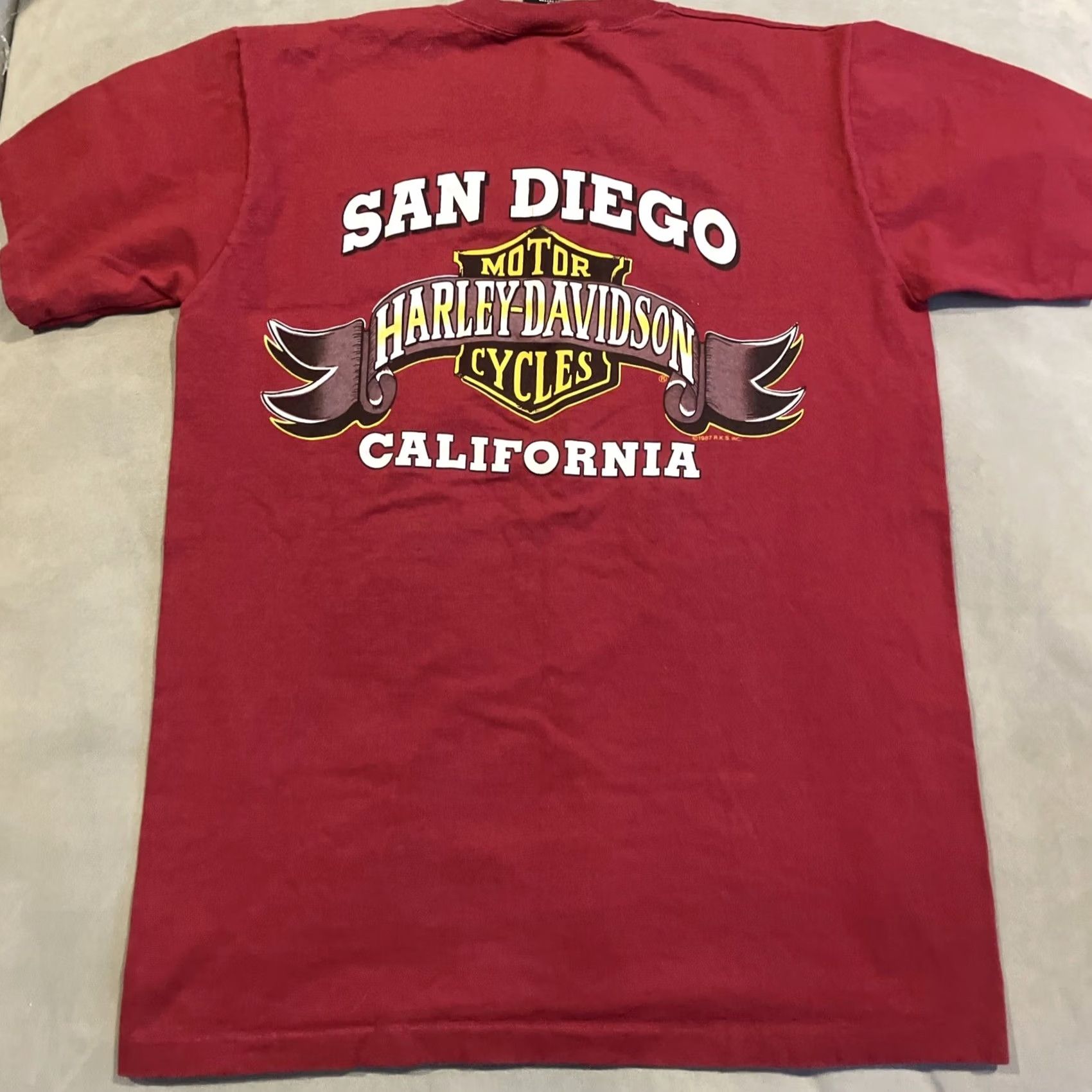 Harley Davidson VINTAGE Harley-Davidson Henley Shirt Made in USA Large Purple Cotton Short Sleeve 1987 Men Shirt USA 1987 Gem Size US L / EU 52-54 / 3 - 5 Thumbnail