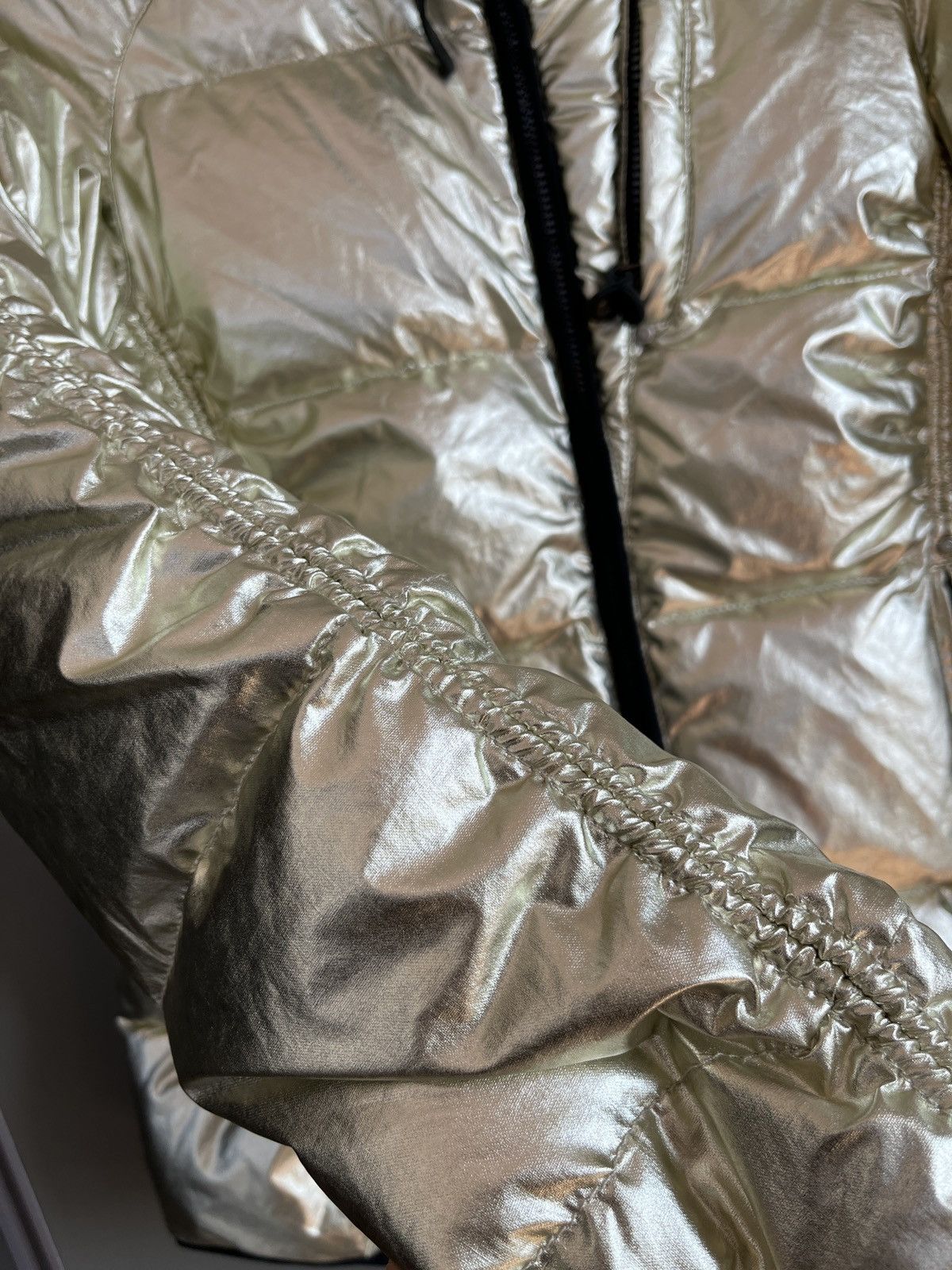 Other KRU St Moriz Gold Shinny Luxury Down Moncler Style Jacket Size L / US 10 / IT 46 - 9 Thumbnail