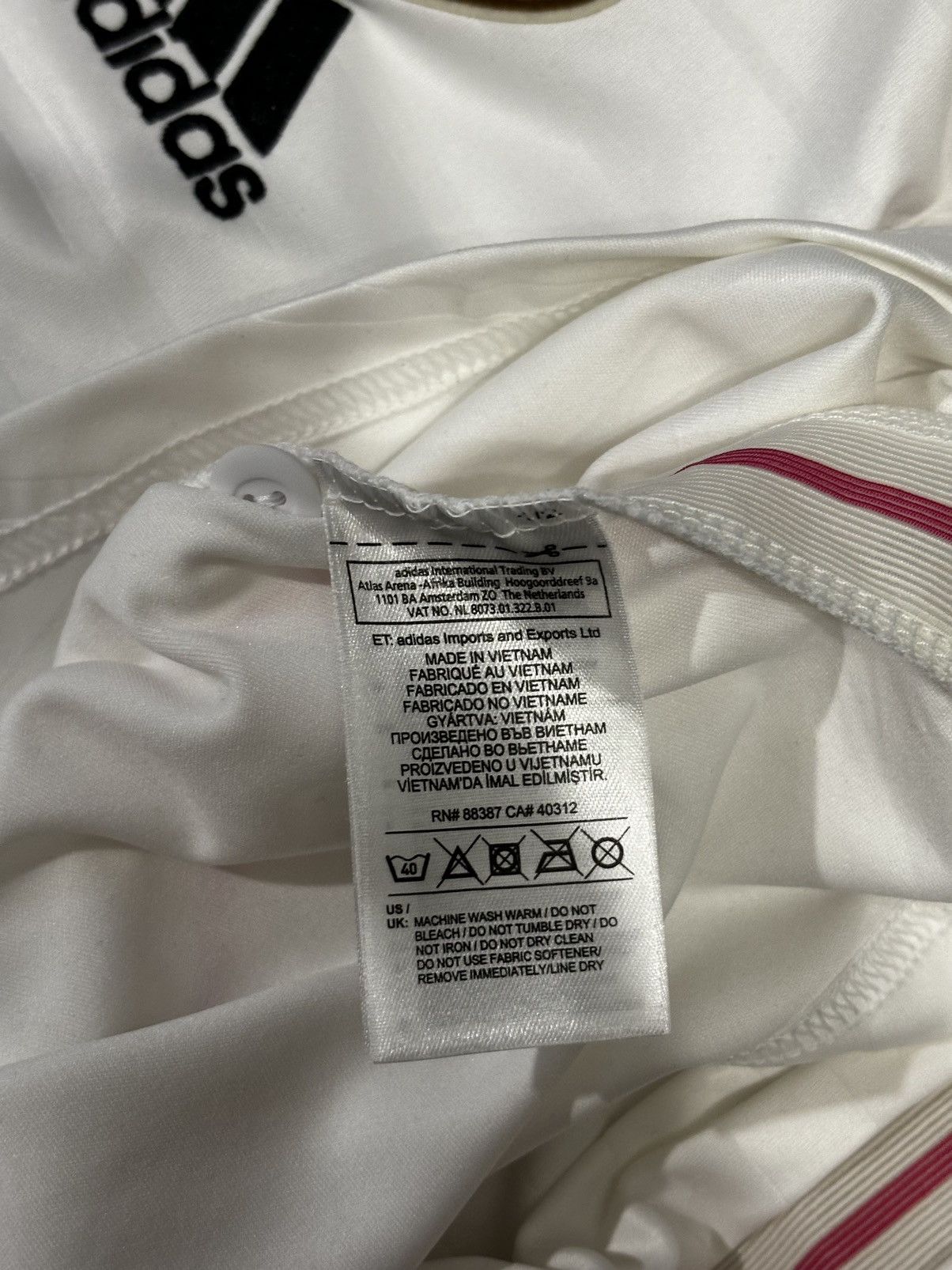 Adidas Adidas REAL MADRID 2014 2015 HOME SHIRT SOCCER Jersey Size US M / EU 48-50 / 2 - 6 Thumbnail