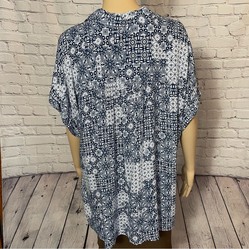 Other NWT New Jane And Delancey Blue Floral Short Sleeve Blouse 1 Size XL / US 12-14 / IT 48-50 - 4 Thumbnail