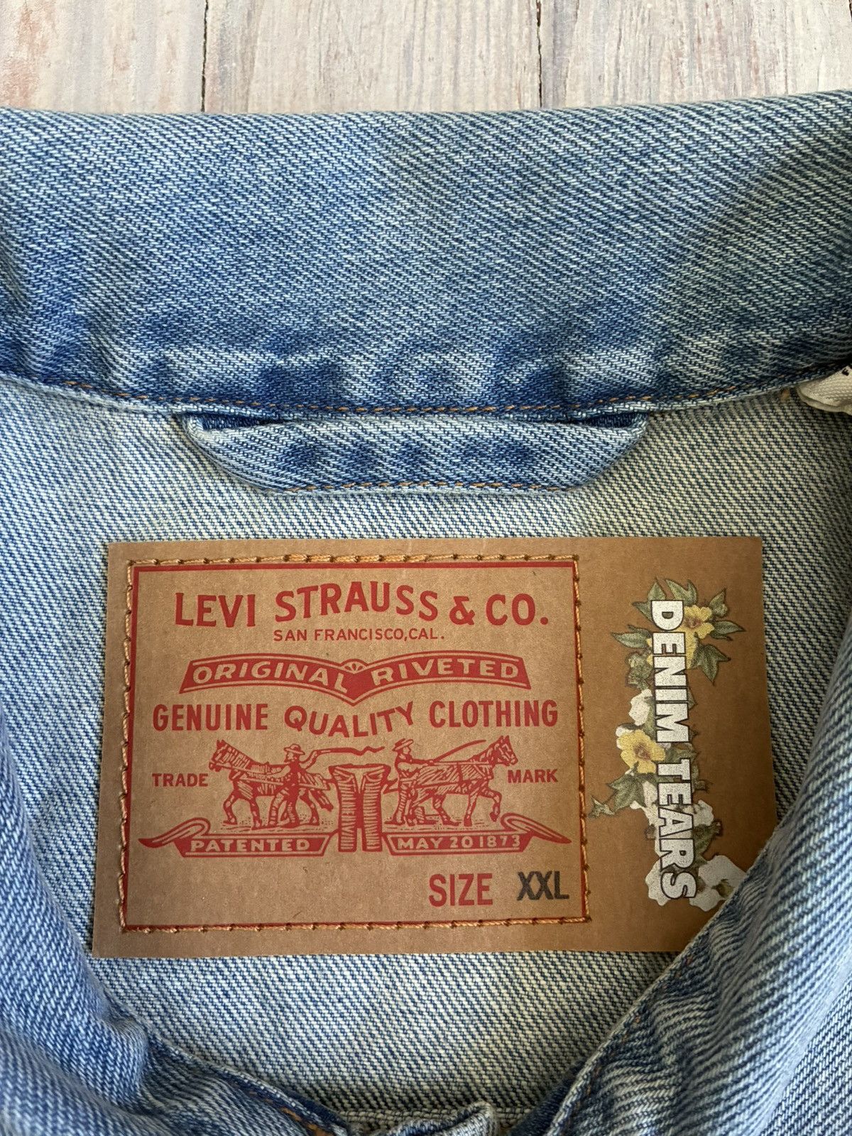 (B).Stroy × DENIM TEARS Denim Tears Bstroy Tears Light Wash Denim Trucker Jacket Size US XXL / EU 58 / 5 - 4 Thumbnail