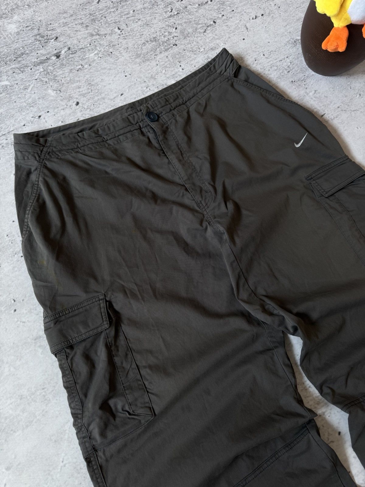 Nike × Vintage NIKE CARGO VINTAGE Y2K OVERSIZE BAGGY FIT PANTS SWEATPANTS Size US 34 / EU 50 - 3 Thumbnail